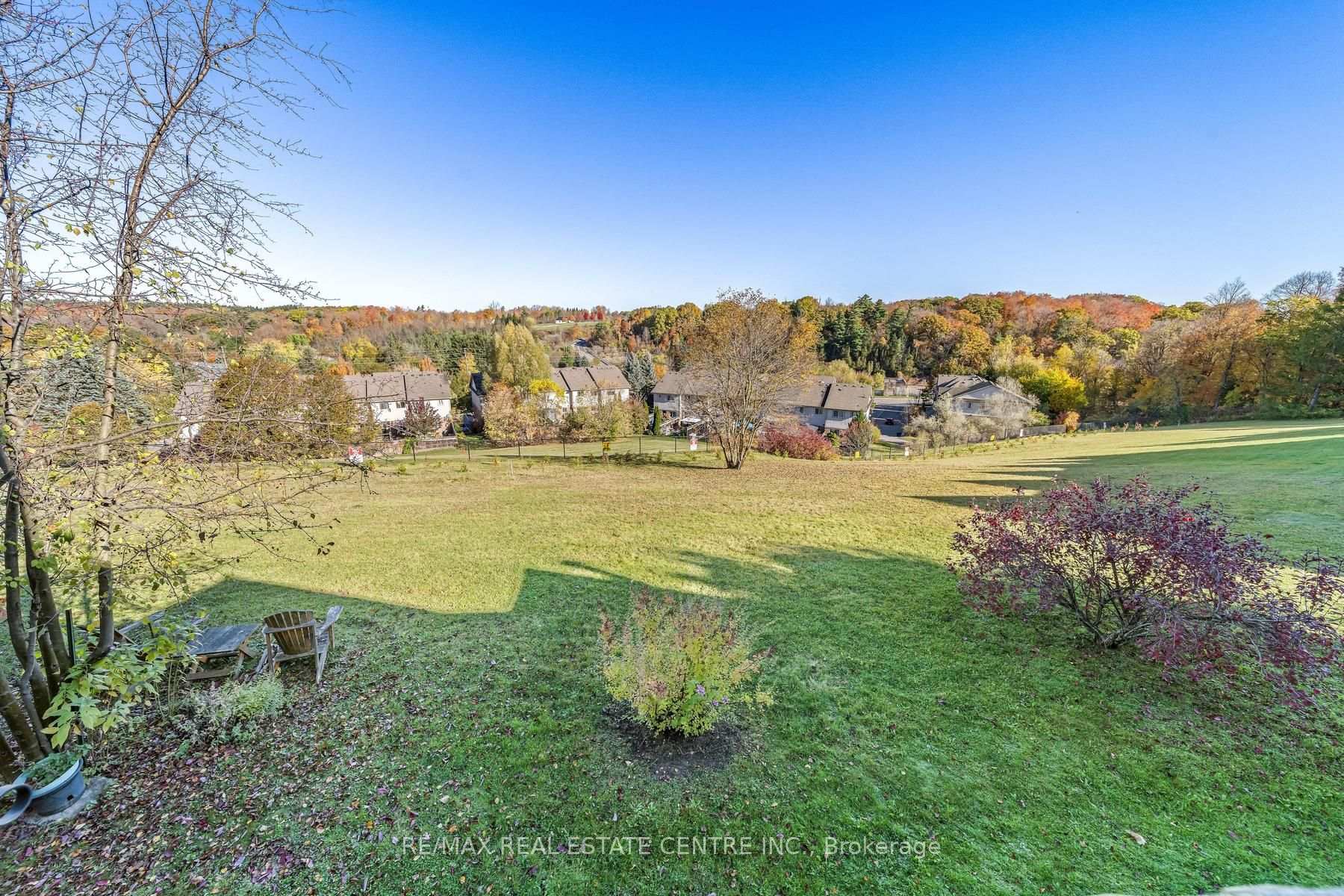 Photo 12 of Unit 97, 59 Corey Circle, Halton Hills, Georgetown — HOMEH