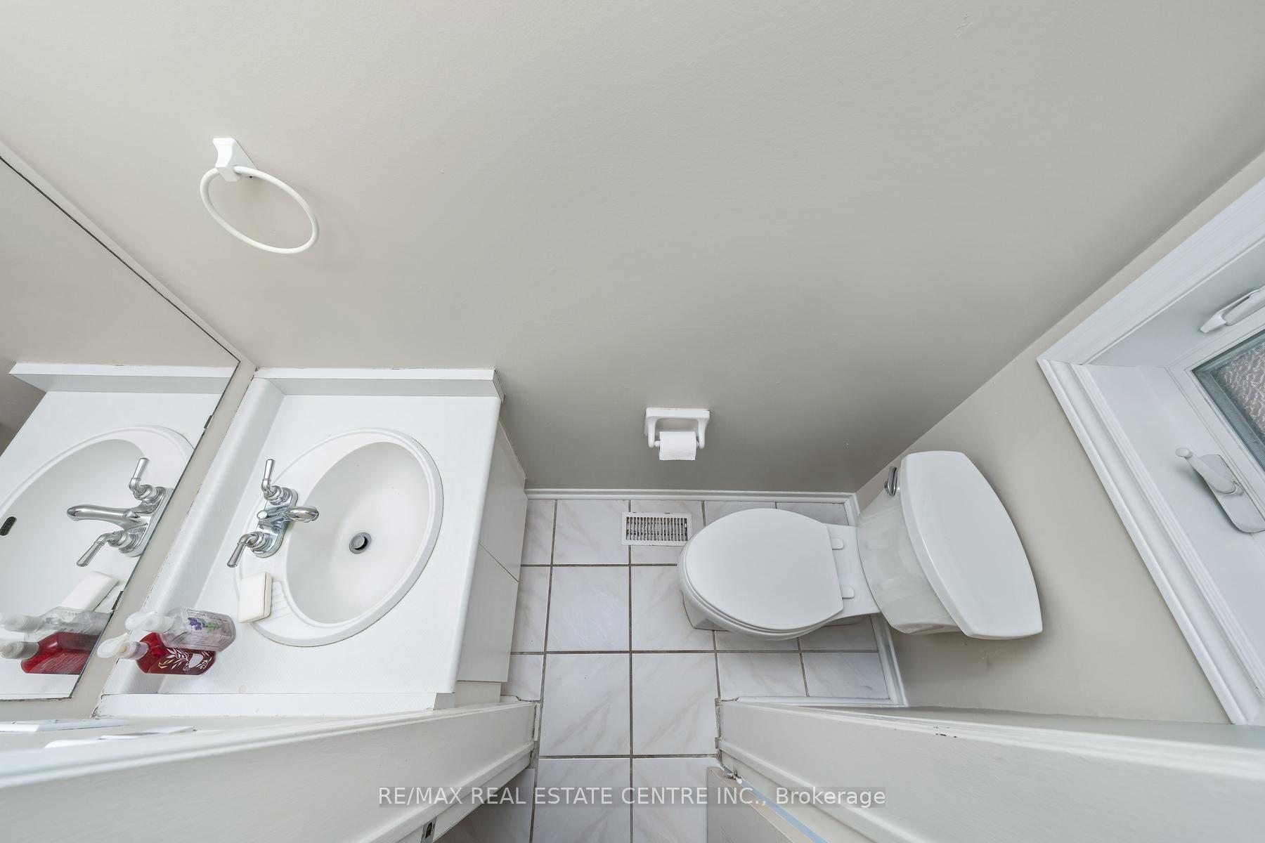 Photo 13 of Unit 97, 59 Corey Circle, Halton Hills, Georgetown — HOMEH