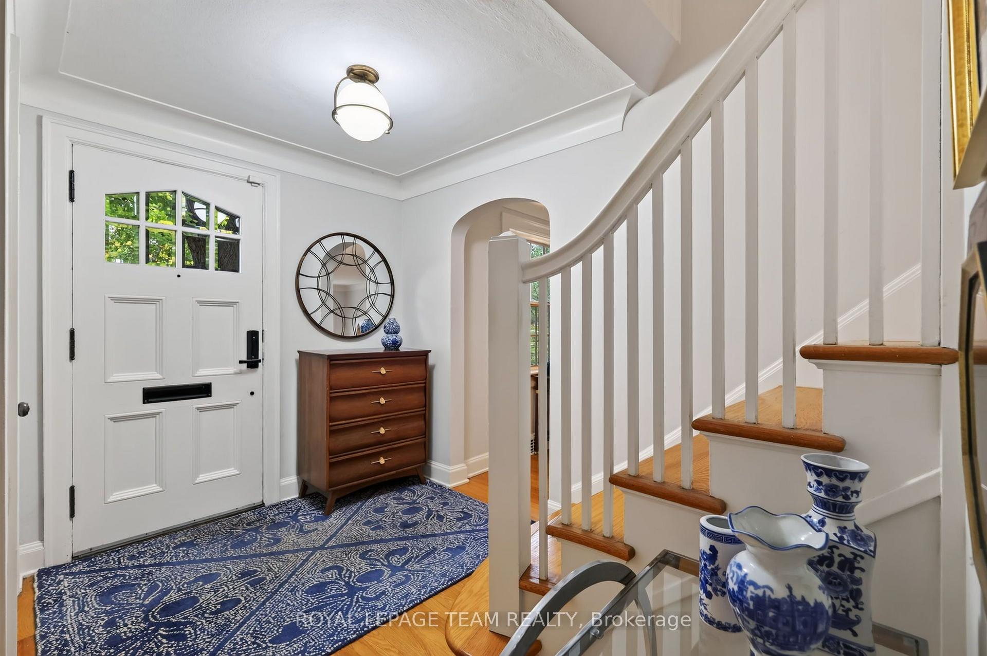 Photo 5 of 482 Broadview Avenue, Ottawa, McKellar/Highland — HOMEH