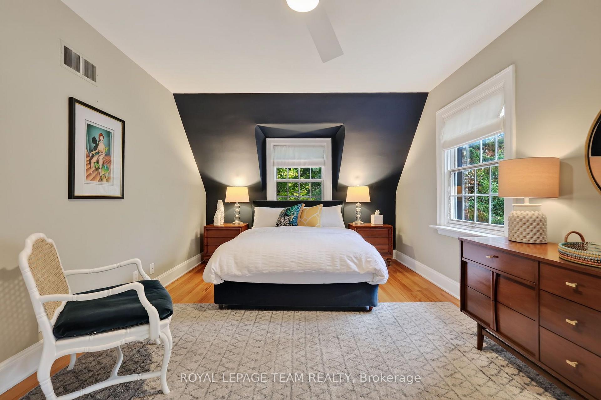 Photo 22 of 482 Broadview Avenue, Ottawa, McKellar/Highland — HOMEH