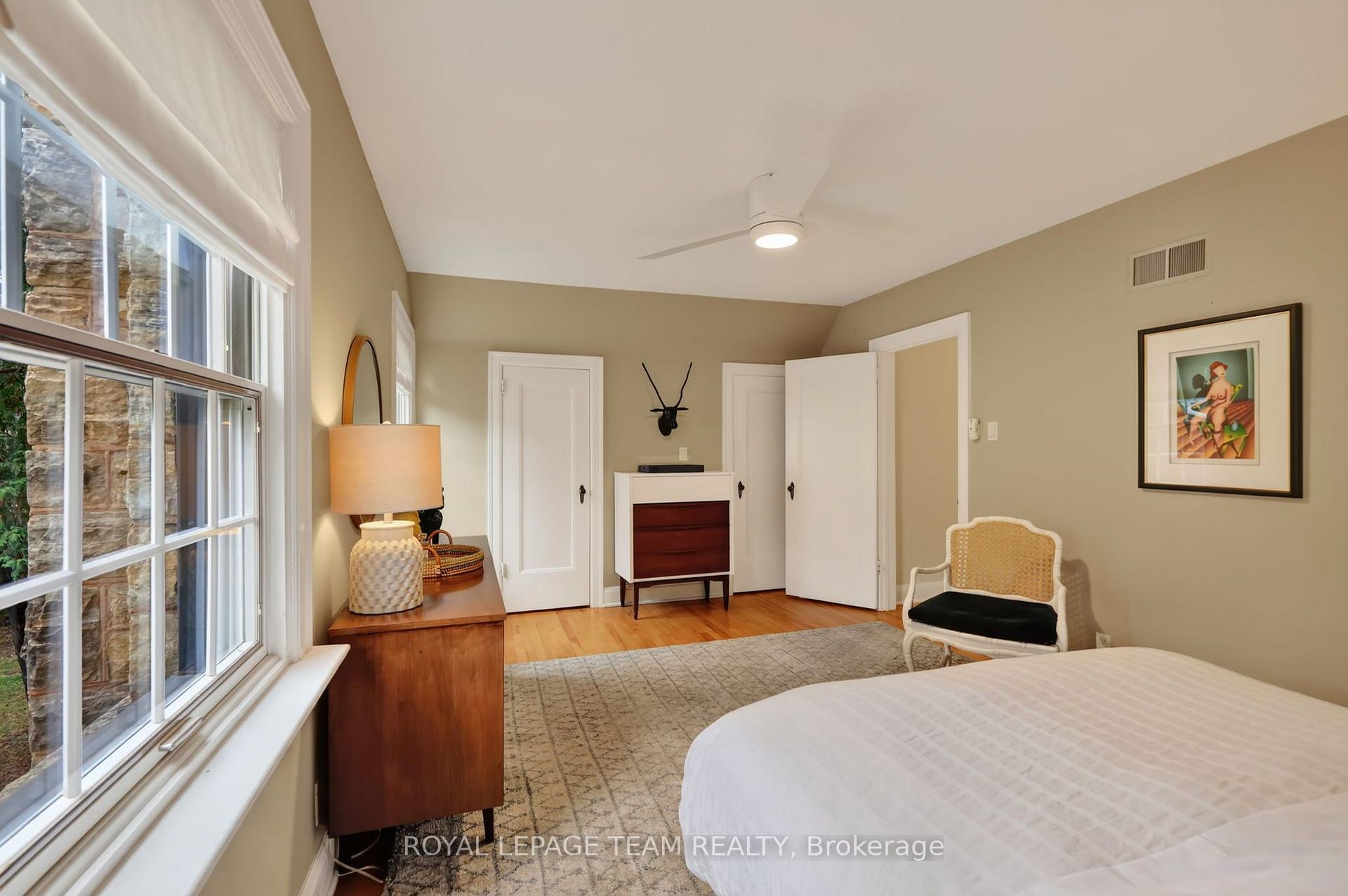 Photo 24 of 482 Broadview Avenue, Ottawa, McKellar/Highland — HOMEH