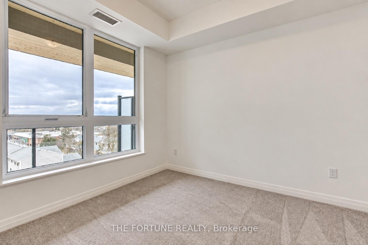 Photo 7 of Unit 502, 101 Golden Eagle Road, Waterloo, North Lakeshore — HOMEH