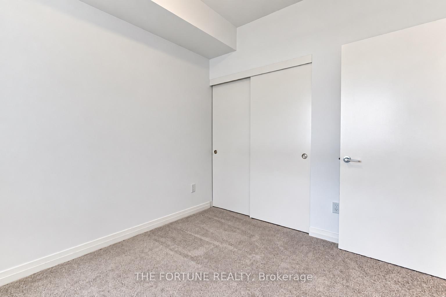 Photo 8 of Unit 502, 101 Golden Eagle Road, Waterloo, North Lakeshore — HOMEH