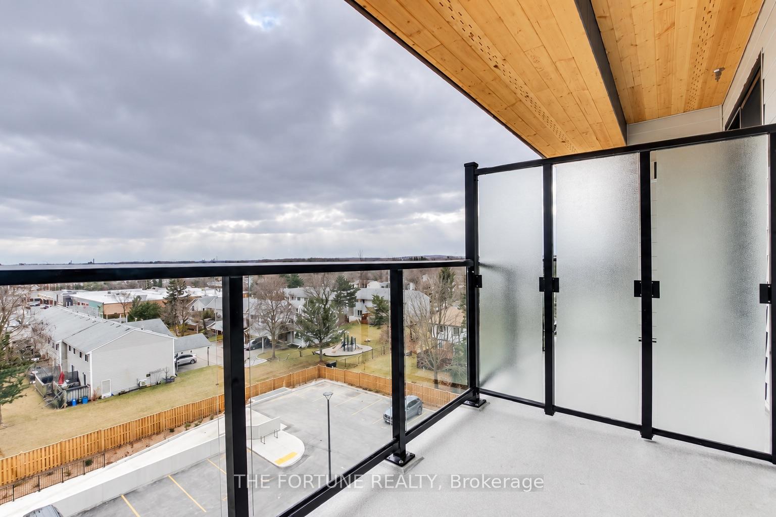 Photo 9 of Unit 502, 101 Golden Eagle Road, Waterloo, North Lakeshore — HOMEH