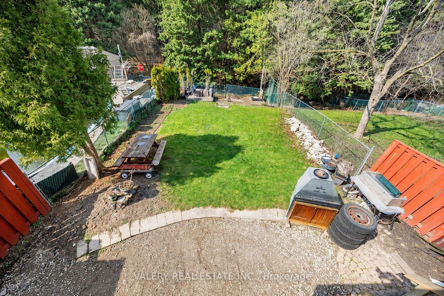 Photo 16 of 120 Royal Palm Drive, Brampton, Heart Lake East — HOMEH