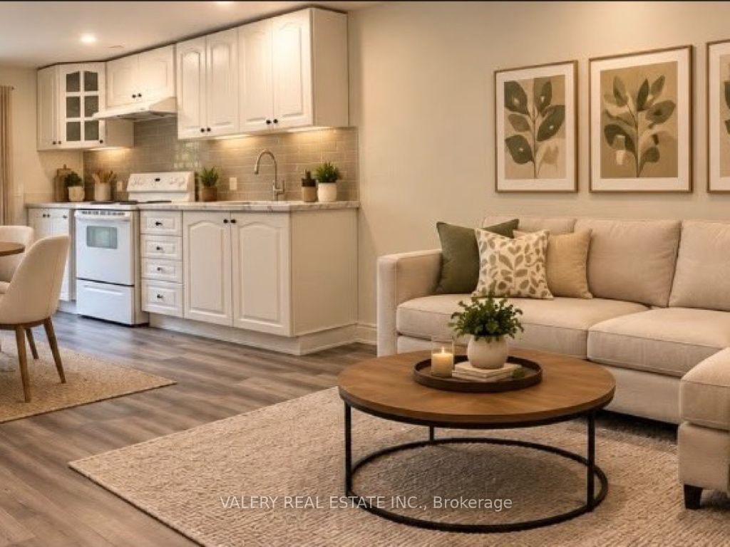 Photo 9 of 120 Royal Palm Drive, Brampton, Heart Lake East — HOMEH
