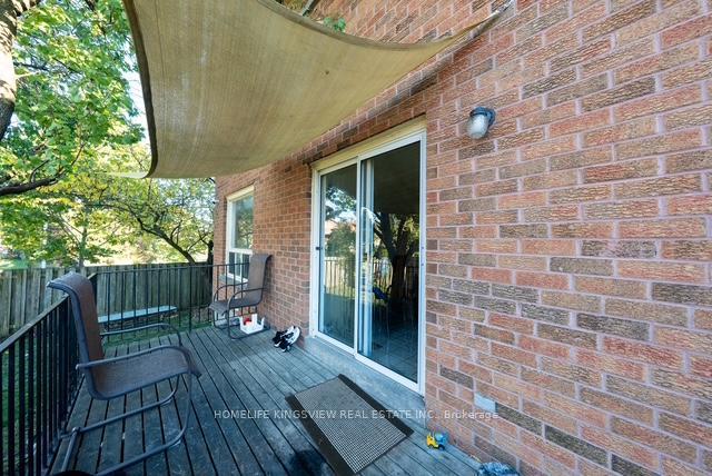 Photo 6 of 22 Kaiser Drive, Vaughan, West Woodbridge — HOMEH