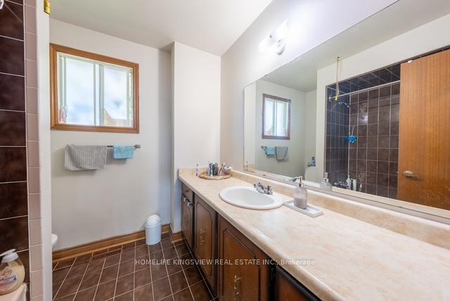 Photo 23 of 22 Kaiser Drive, Vaughan, West Woodbridge — HOMEH