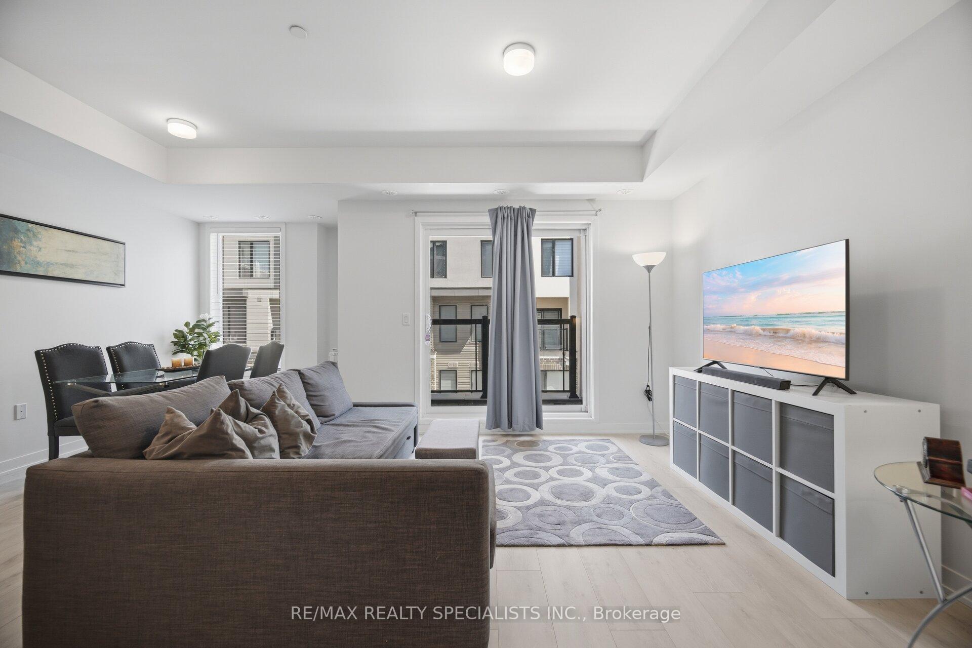 Photo 5 of Unit 21, 3405 Ridgeway Drive, Mississauga, Erin Mills — HOMEH