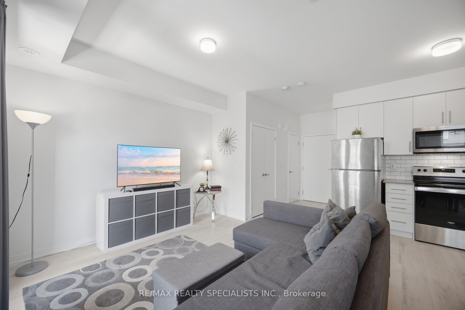 Photo 7 of Unit 21, 3405 Ridgeway Drive, Mississauga, Erin Mills — HOMEH