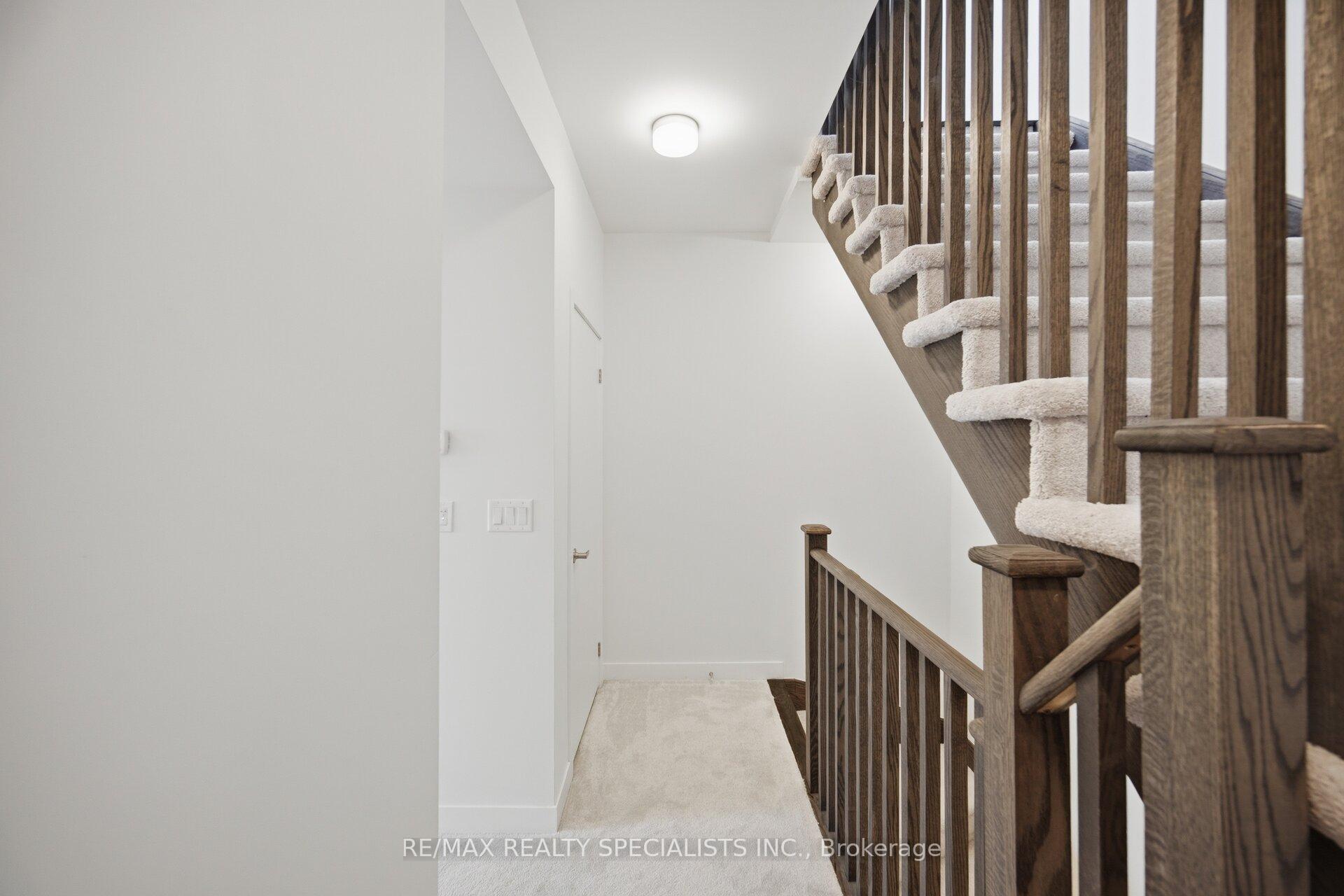 Photo 17 of Unit 21, 3405 Ridgeway Drive, Mississauga, Erin Mills — HOMEH