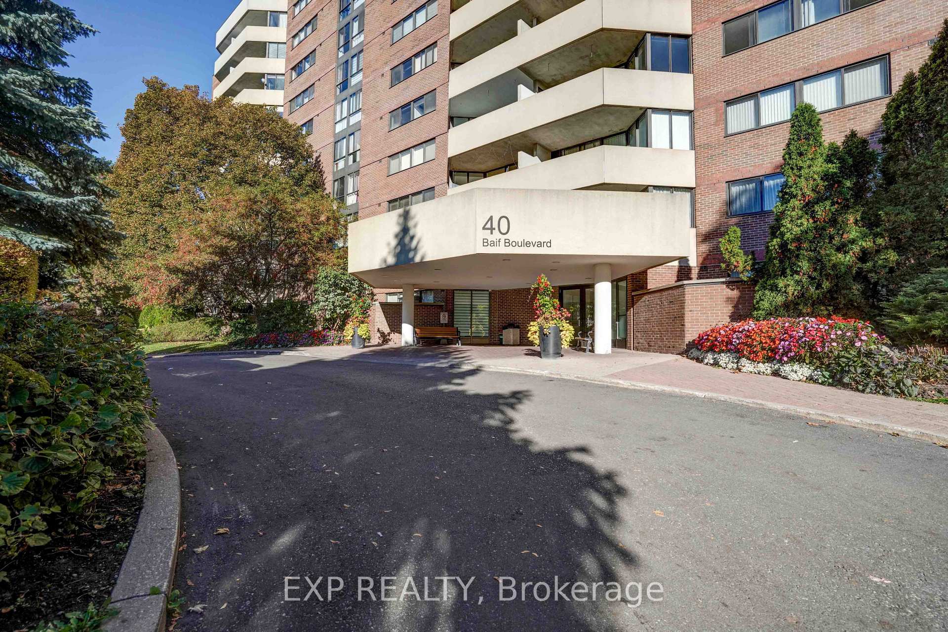 Photo of Unit 706, 40 Baif Boulevard