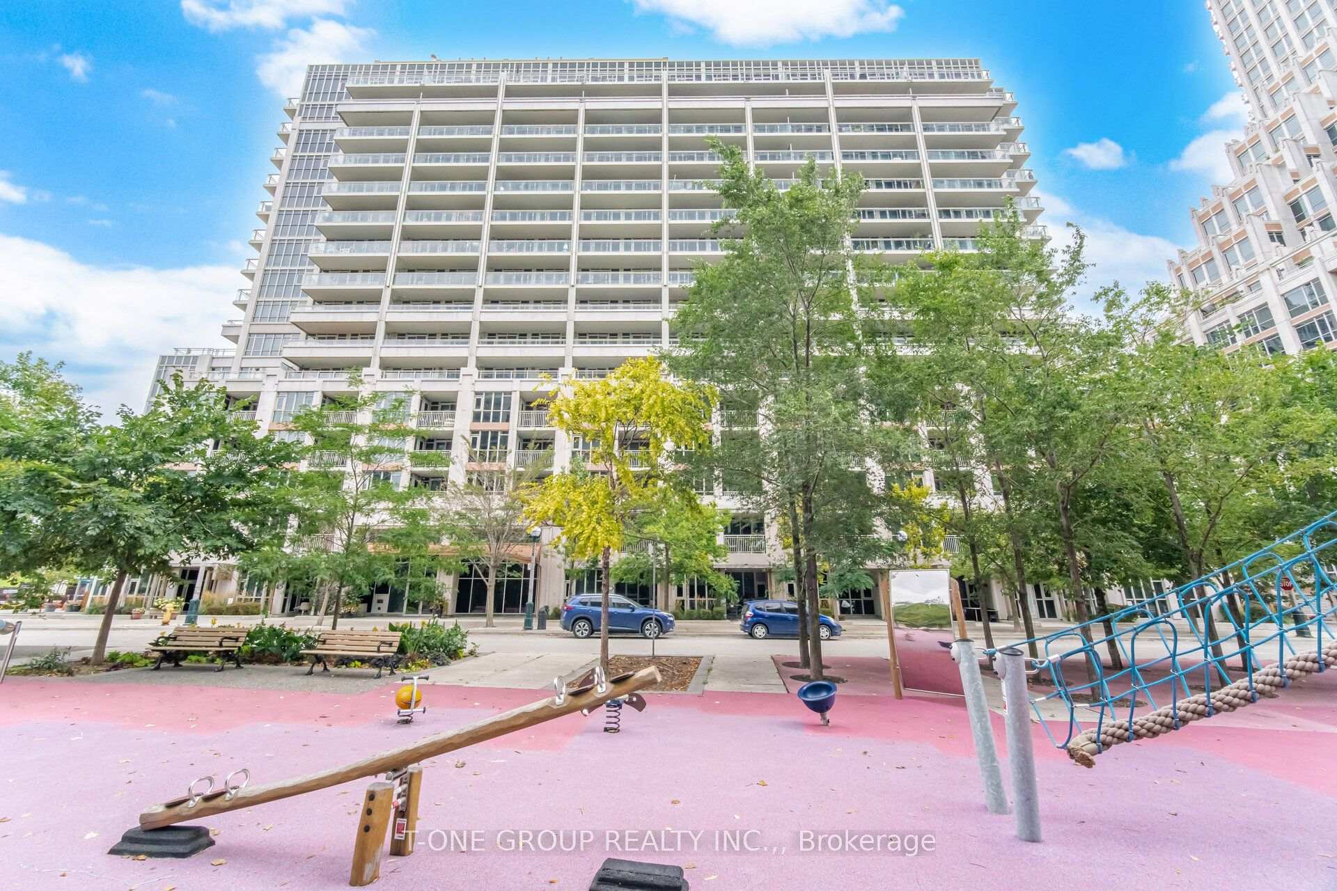 Photo 2 of Unit 311, 35 Bastion Street, Toronto, Niagara — HOMEH