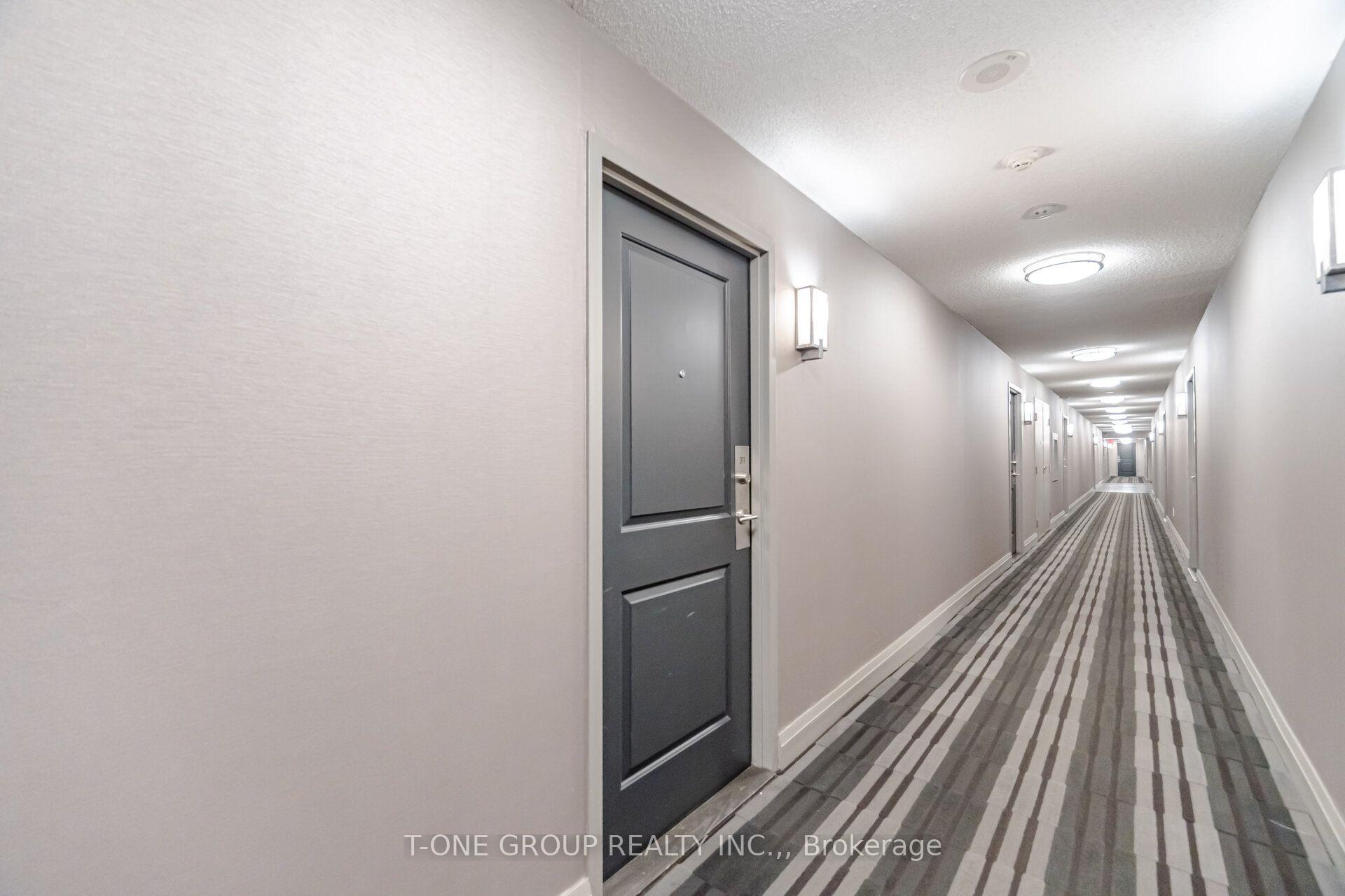 Photo 6 of Unit 311, 35 Bastion Street, Toronto, Niagara — HOMEH