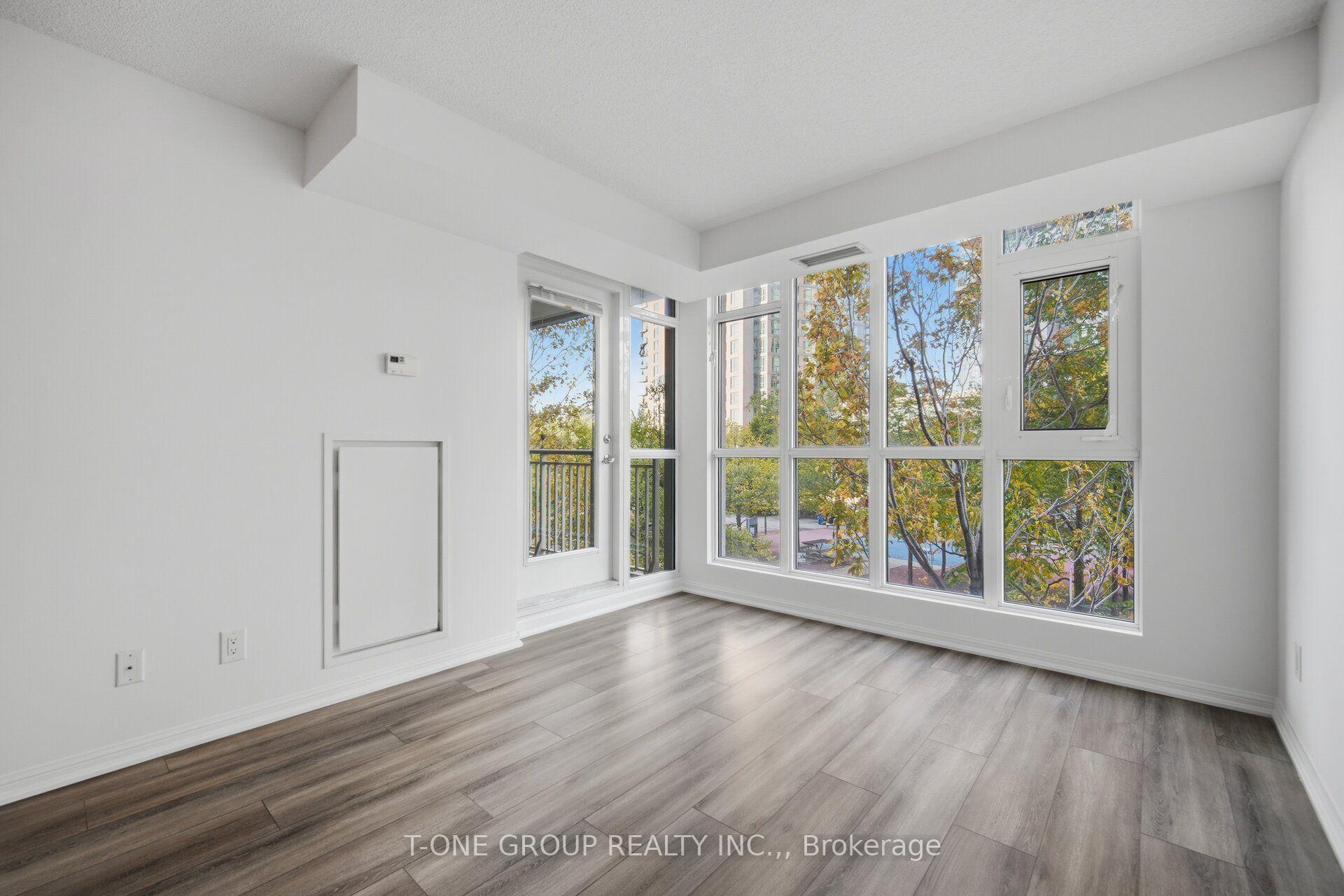 Photo 18 of Unit 311, 35 Bastion Street, Toronto, Niagara — HOMEH