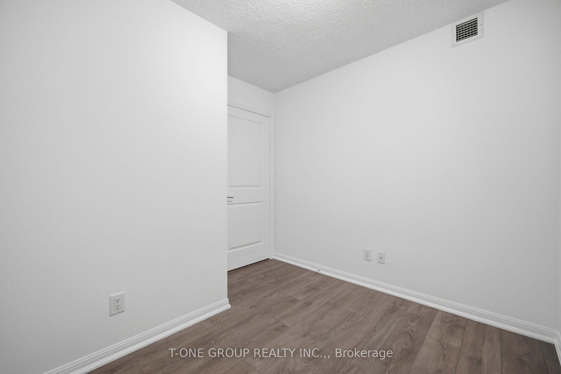 Photo 24 of Unit 311, 35 Bastion Street, Toronto, Niagara — HOMEH