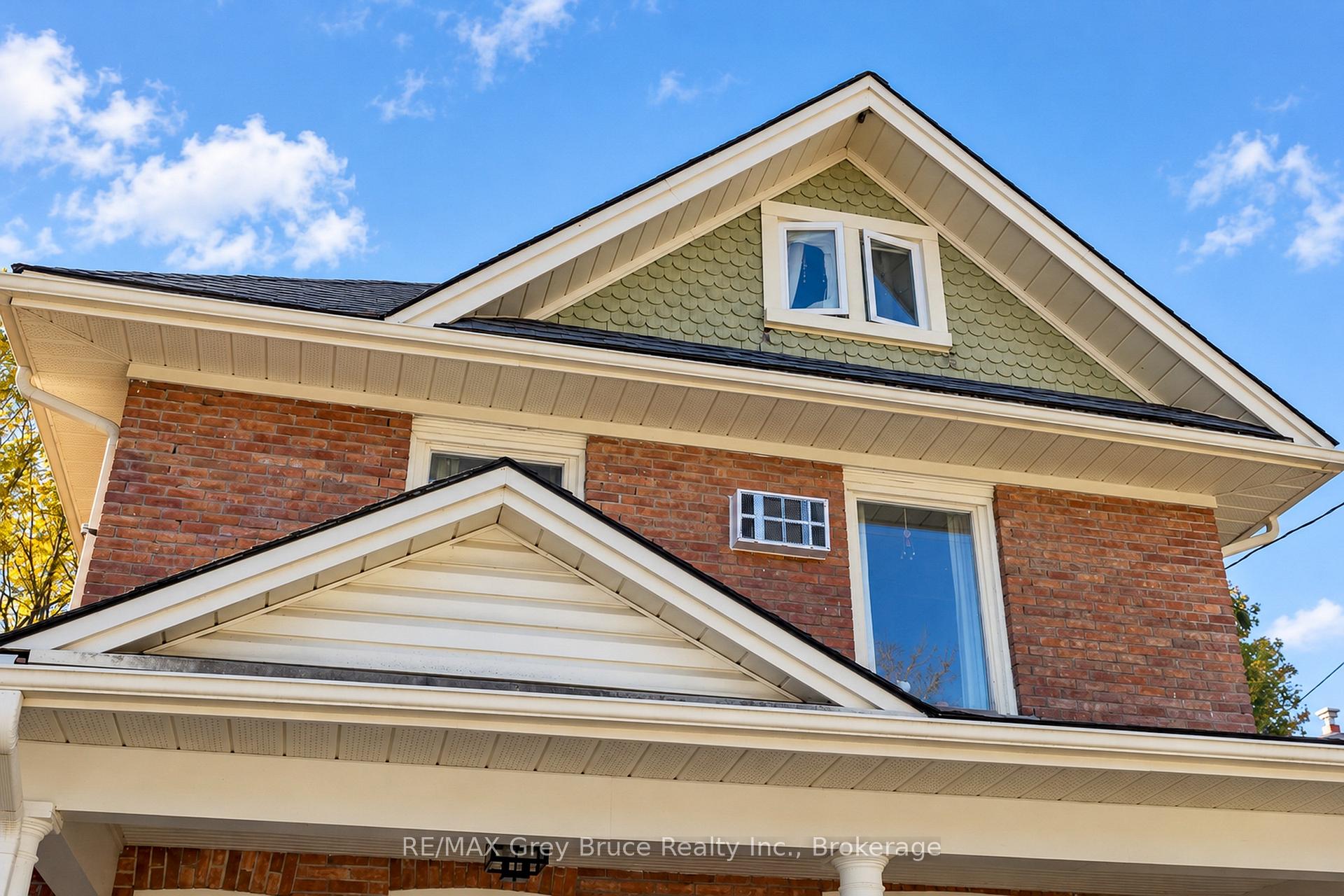 Photo 3 of 516 4th Avenue E, Owen Sound — HOMEH