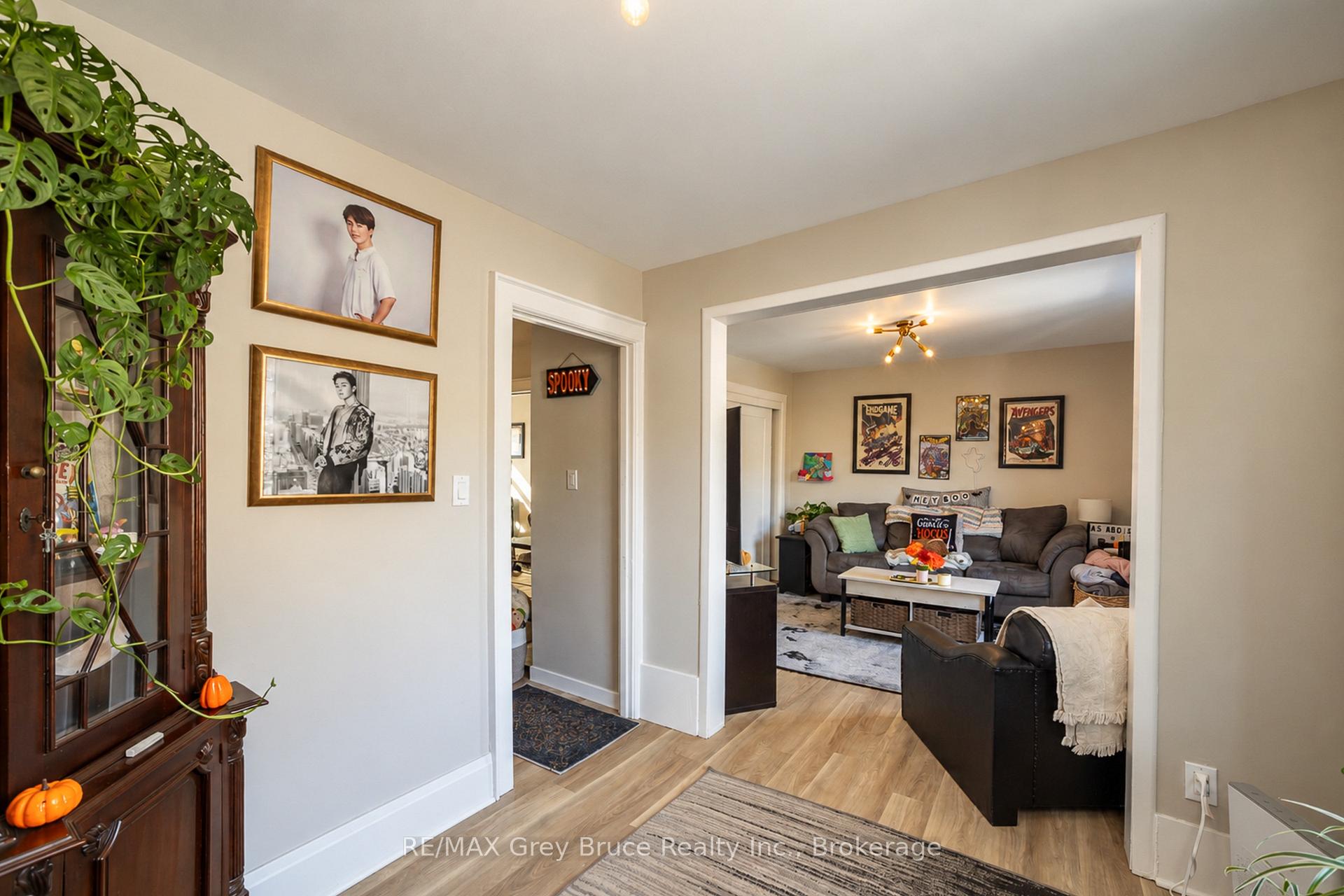 Photo 6 of 516 4th Avenue E, Owen Sound — HOMEH