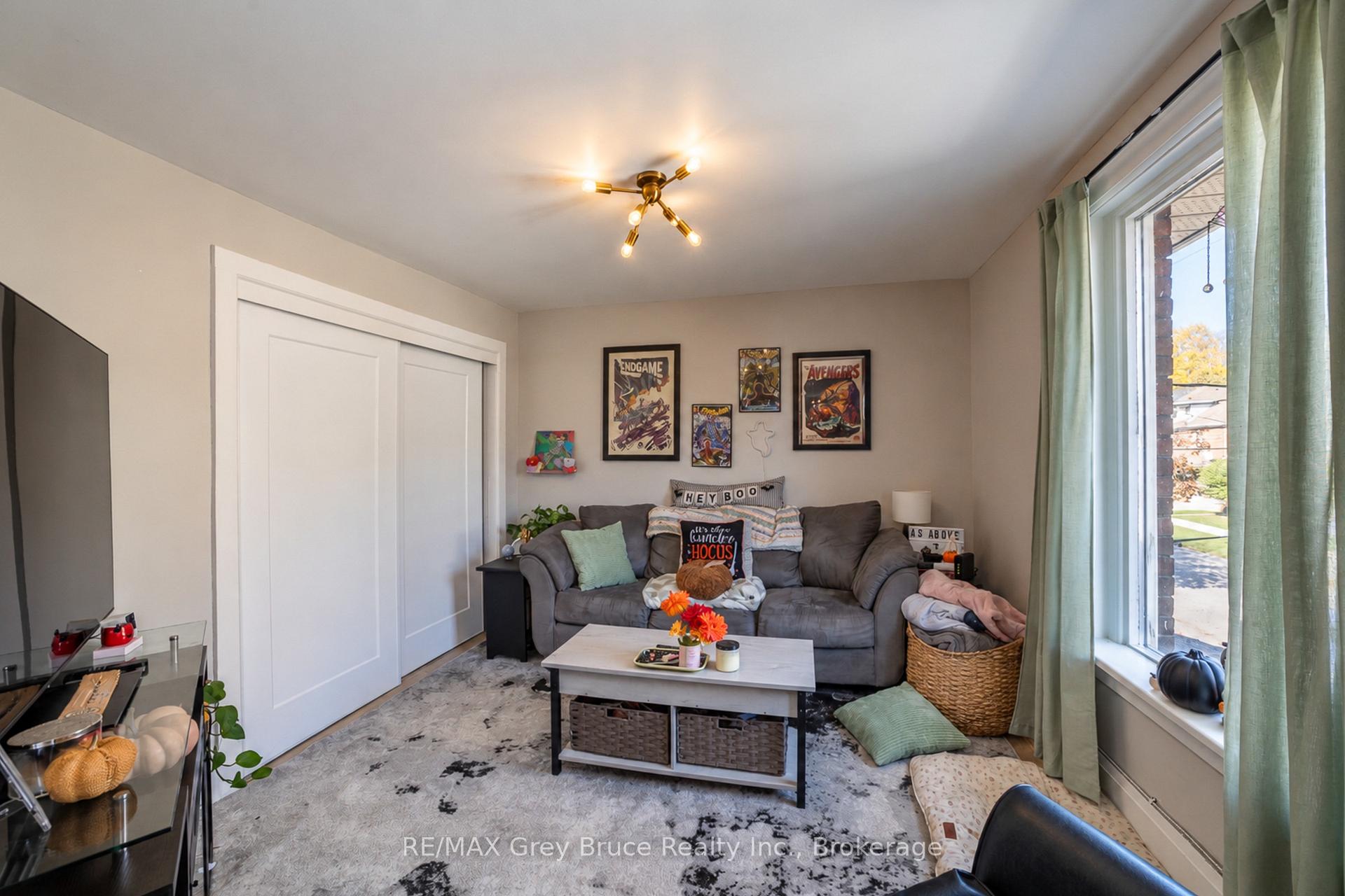 Photo 7 of 516 4th Avenue E, Owen Sound — HOMEH
