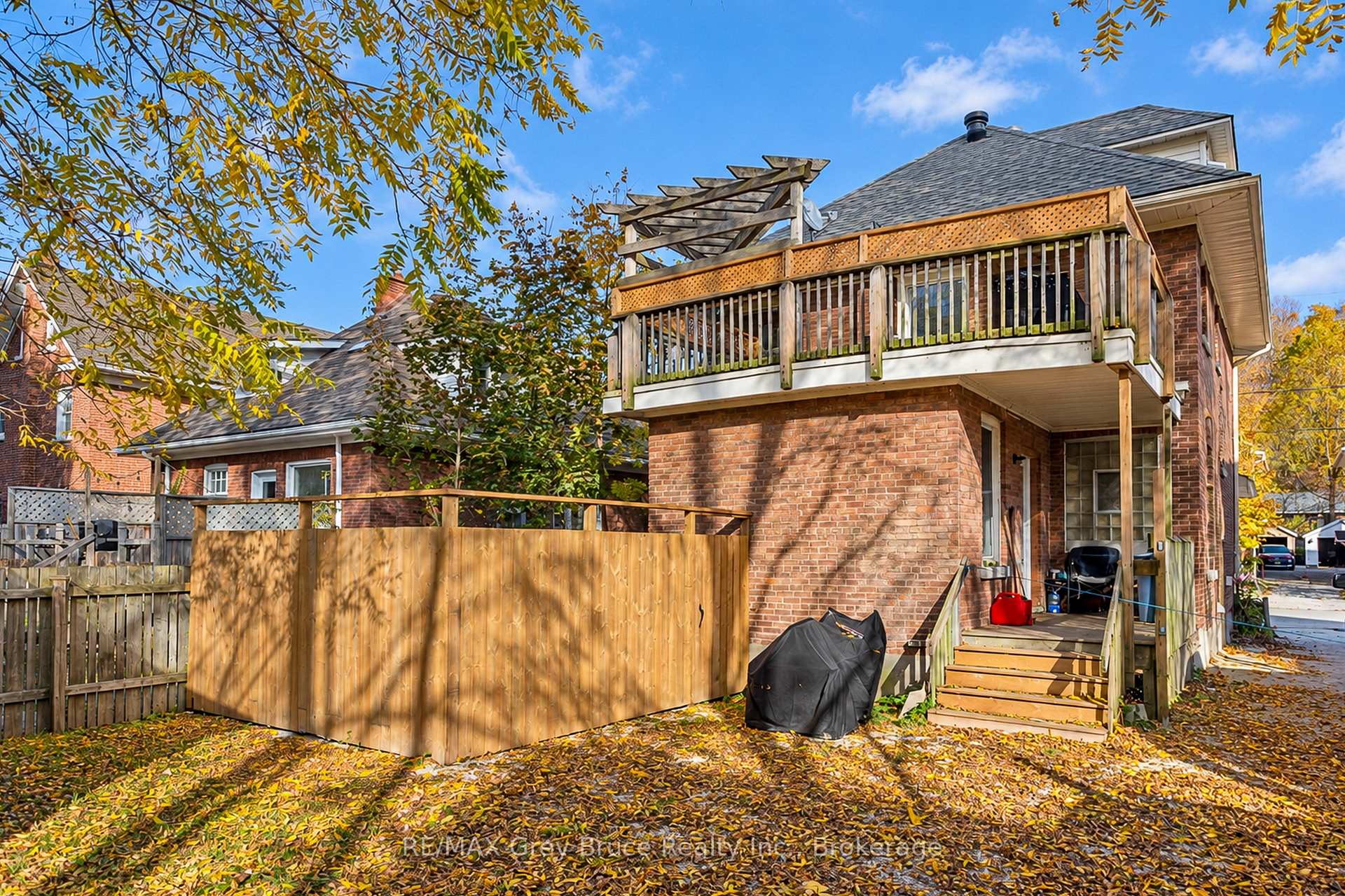 Photo 25 of 516 4th Avenue E, Owen Sound — HOMEH