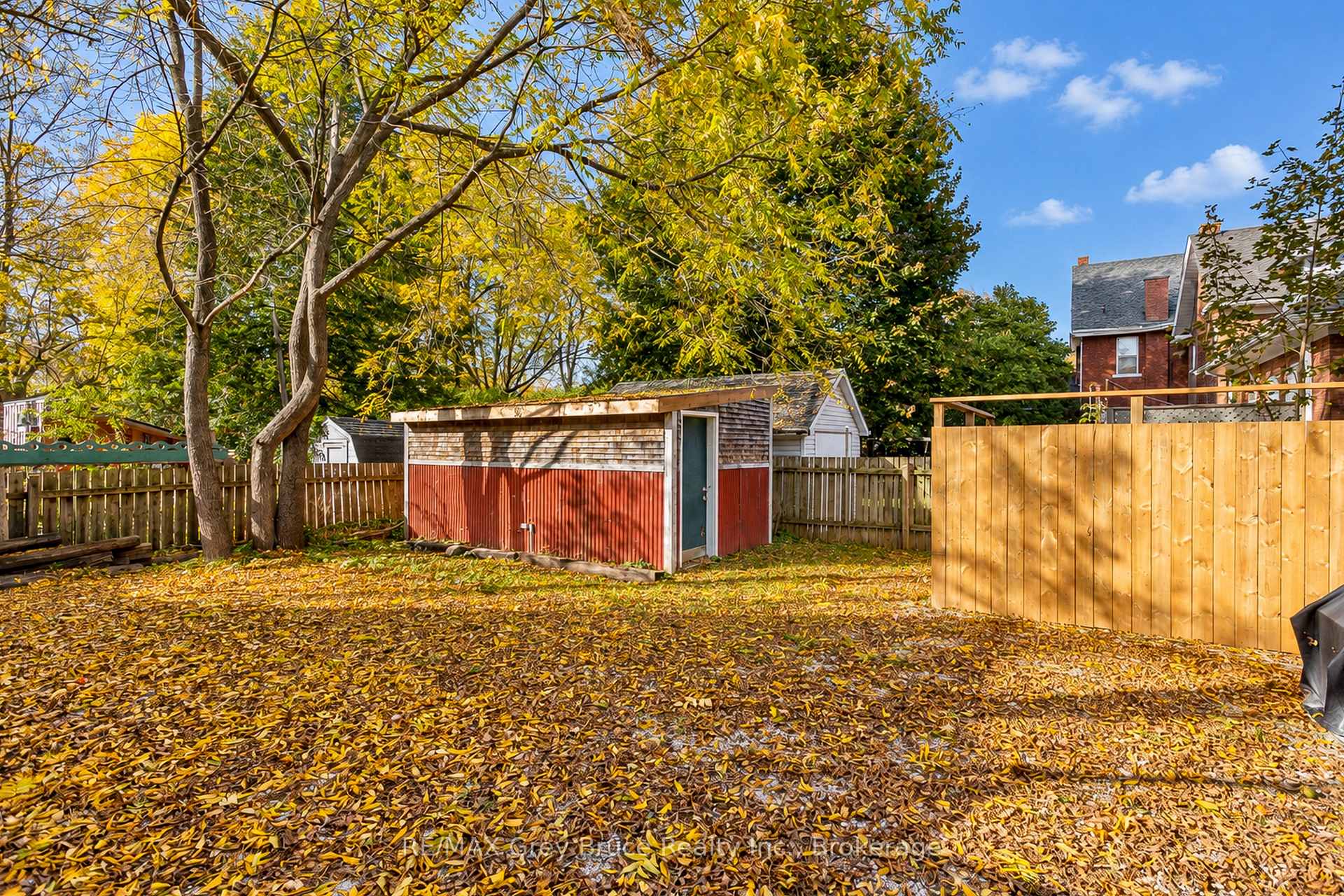 Photo 26 of 516 4th Avenue E, Owen Sound — HOMEH