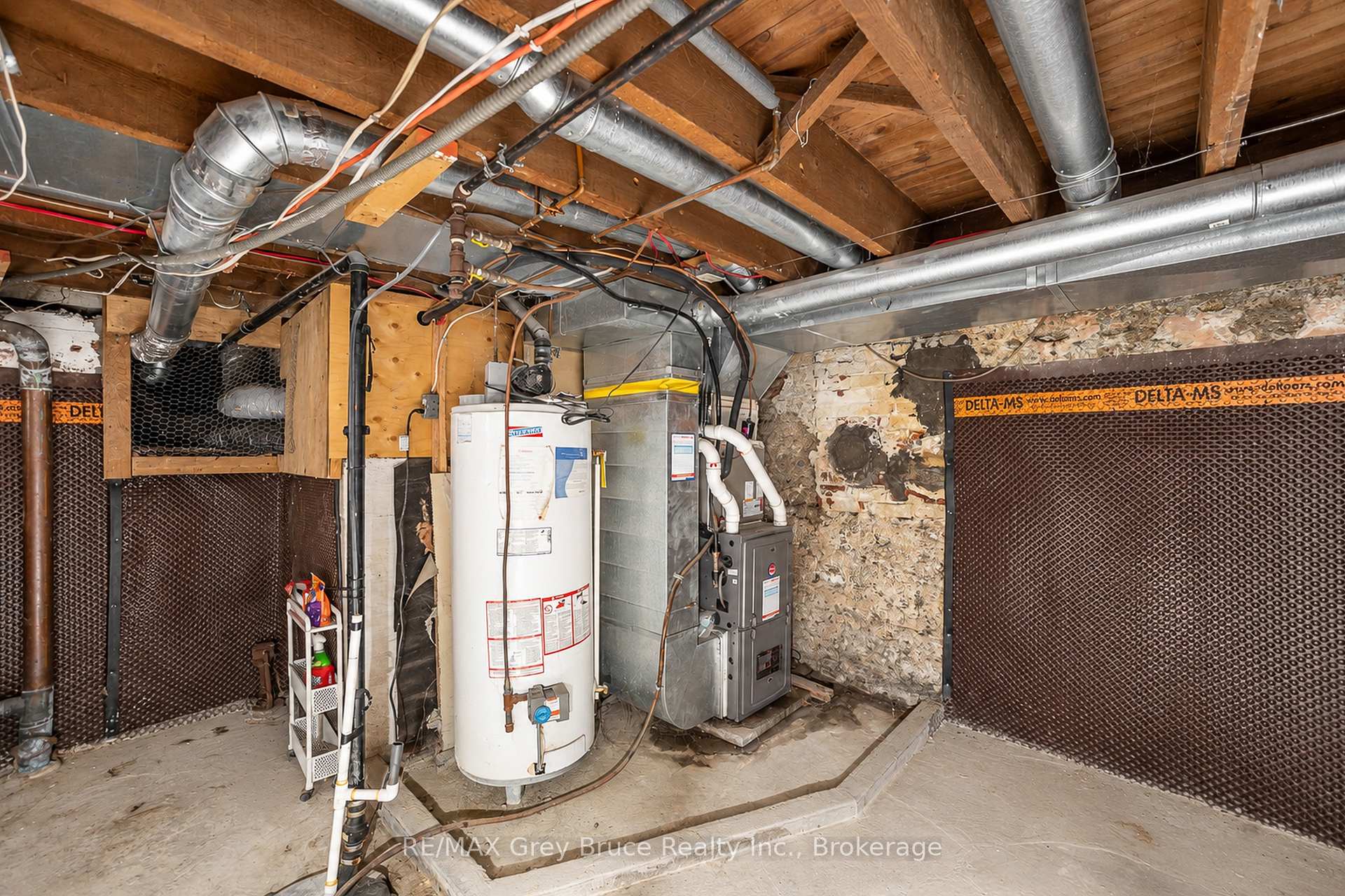 Photo 42 of 516 4th Avenue E, Owen Sound — HOMEH