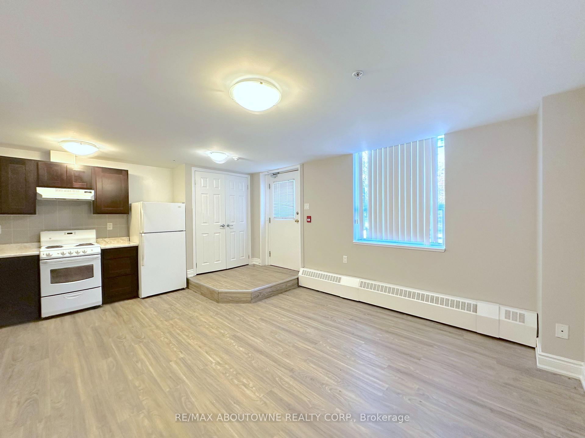 Photo 2 of Unit 109, 55 Lisgar Street, Toronto, Little Portugal — HOMEH