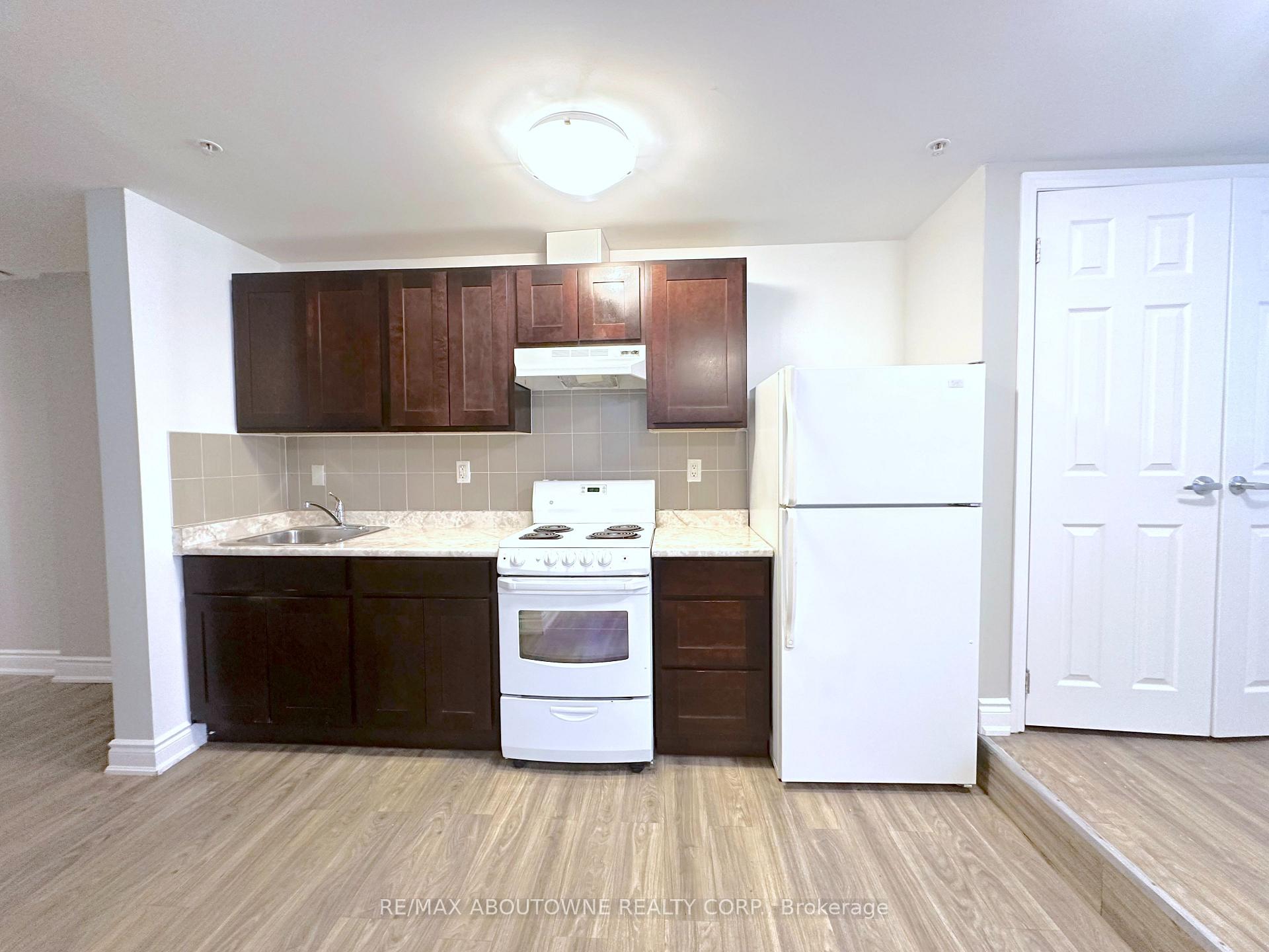 Photo 4 of Unit 109, 55 Lisgar Street, Toronto, Little Portugal — HOMEH