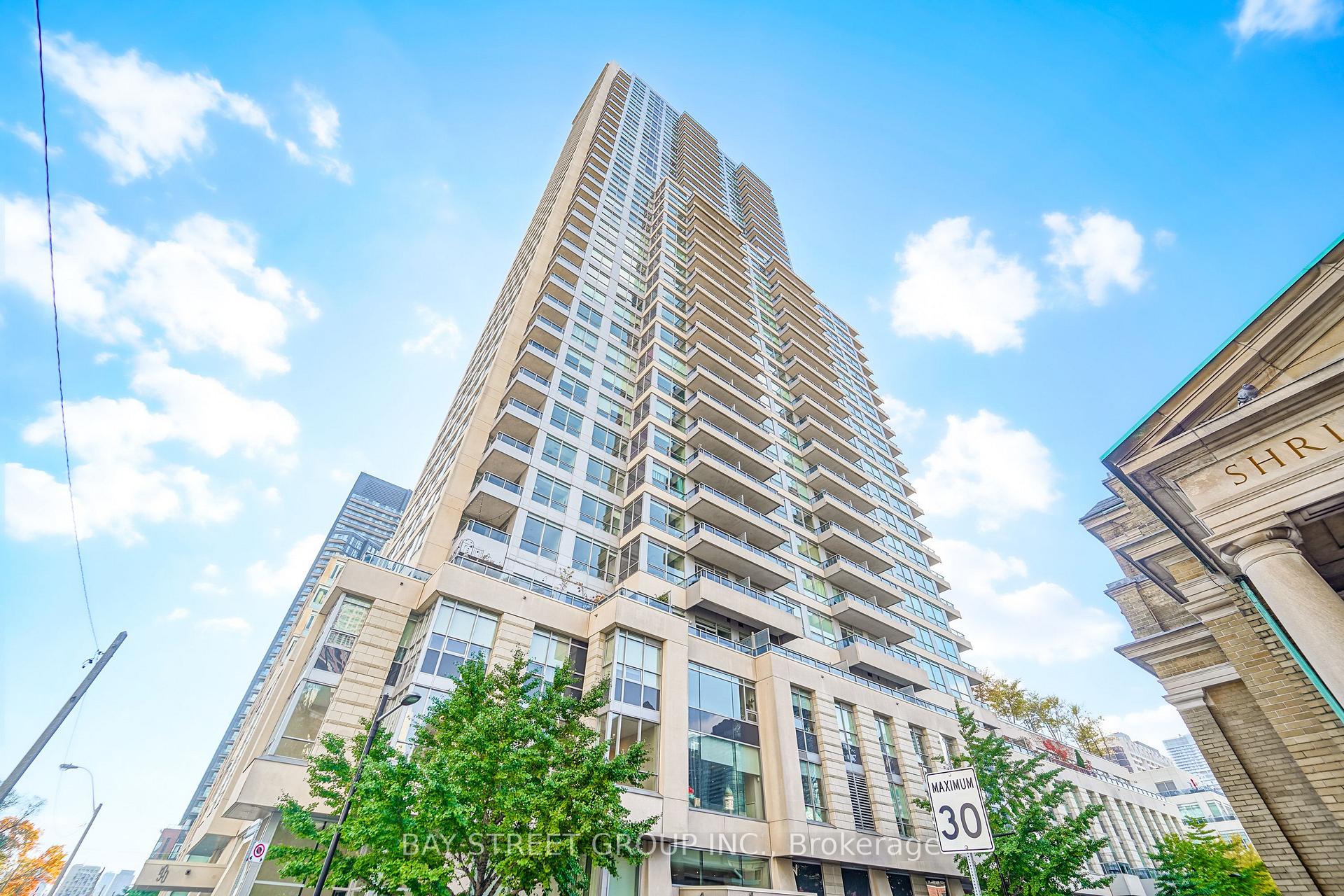 Photo 1 of Unit 2005, 500 Sherbourne Street, Toronto, North St. James Town — HOMEH