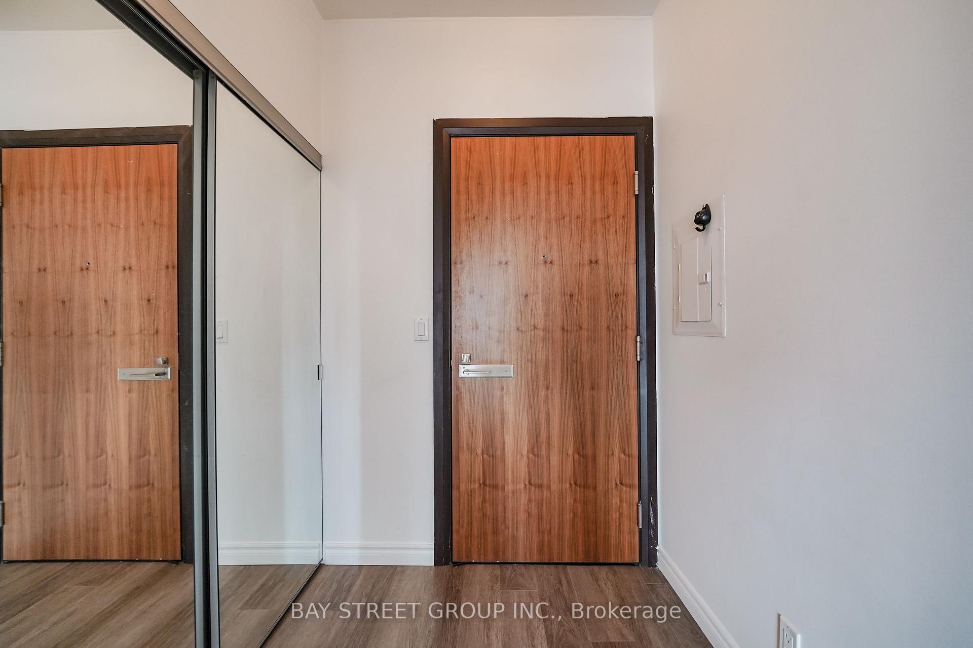 Photo 3 of Unit 2005, 500 Sherbourne Street, Toronto, North St. James Town — HOMEH
