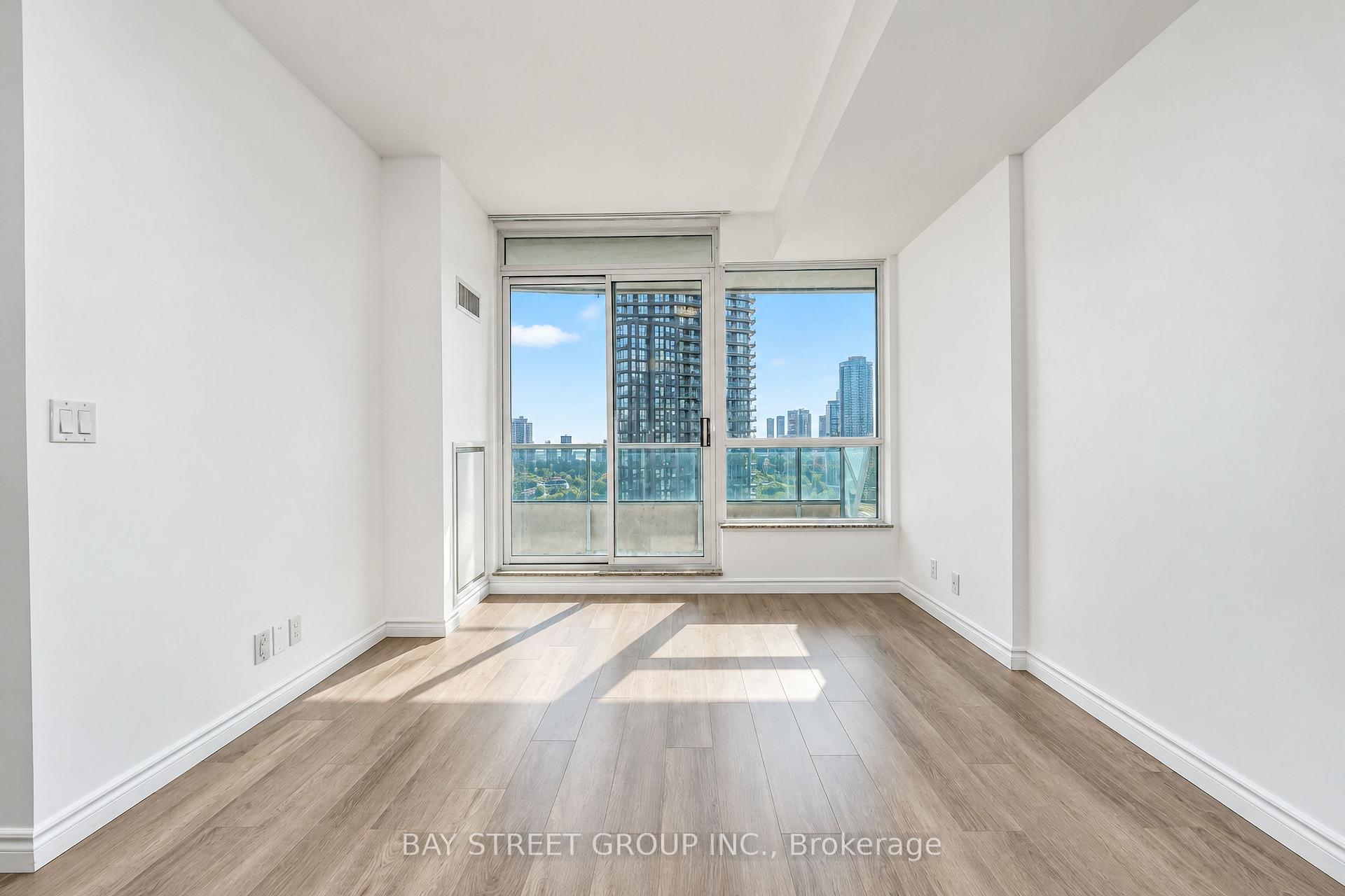 Photo 8 of Unit 2005, 500 Sherbourne Street, Toronto, North St. James Town — HOMEH