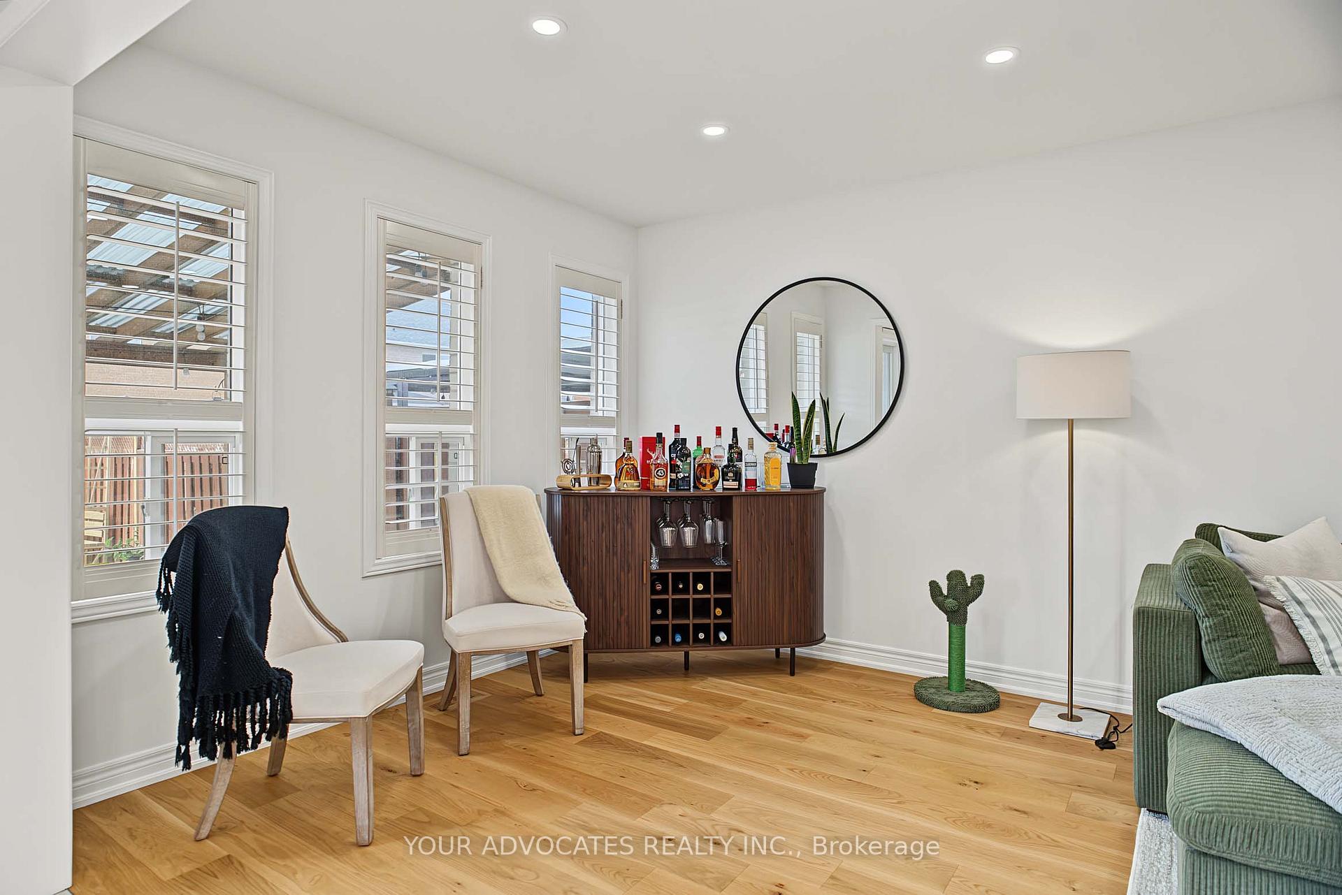 Photo 8 of 14 La Neve Avenue, Vaughan, Sonoma Heights — HOMEH