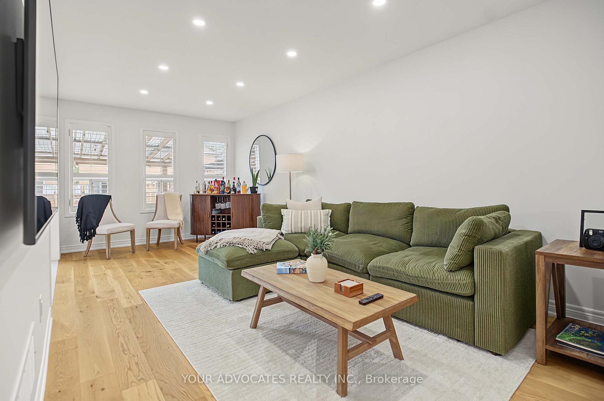 Photo 10 of 14 La Neve Avenue, Vaughan, Sonoma Heights — HOMEH
