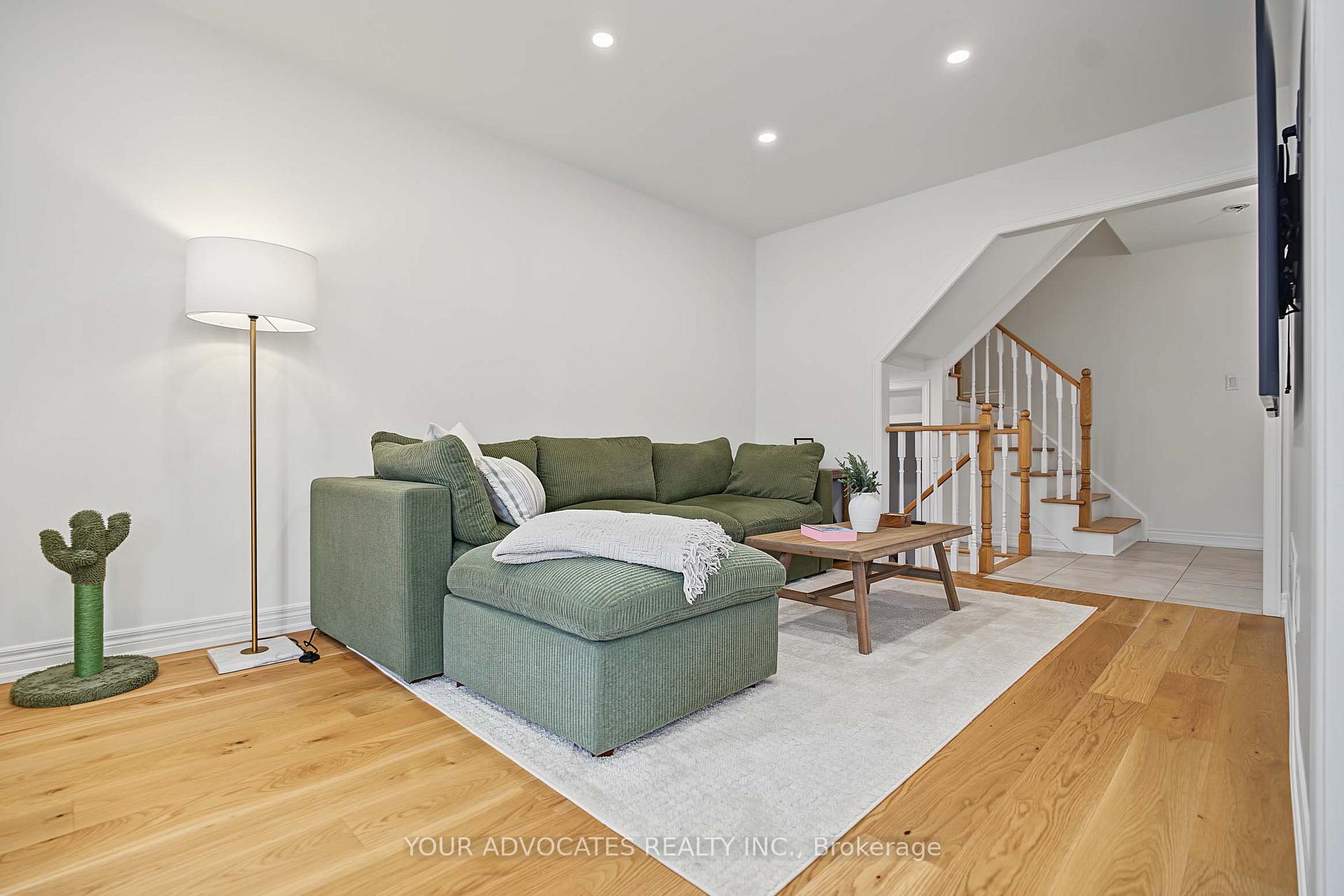Photo 12 of 14 La Neve Avenue, Vaughan, Sonoma Heights — HOMEH
