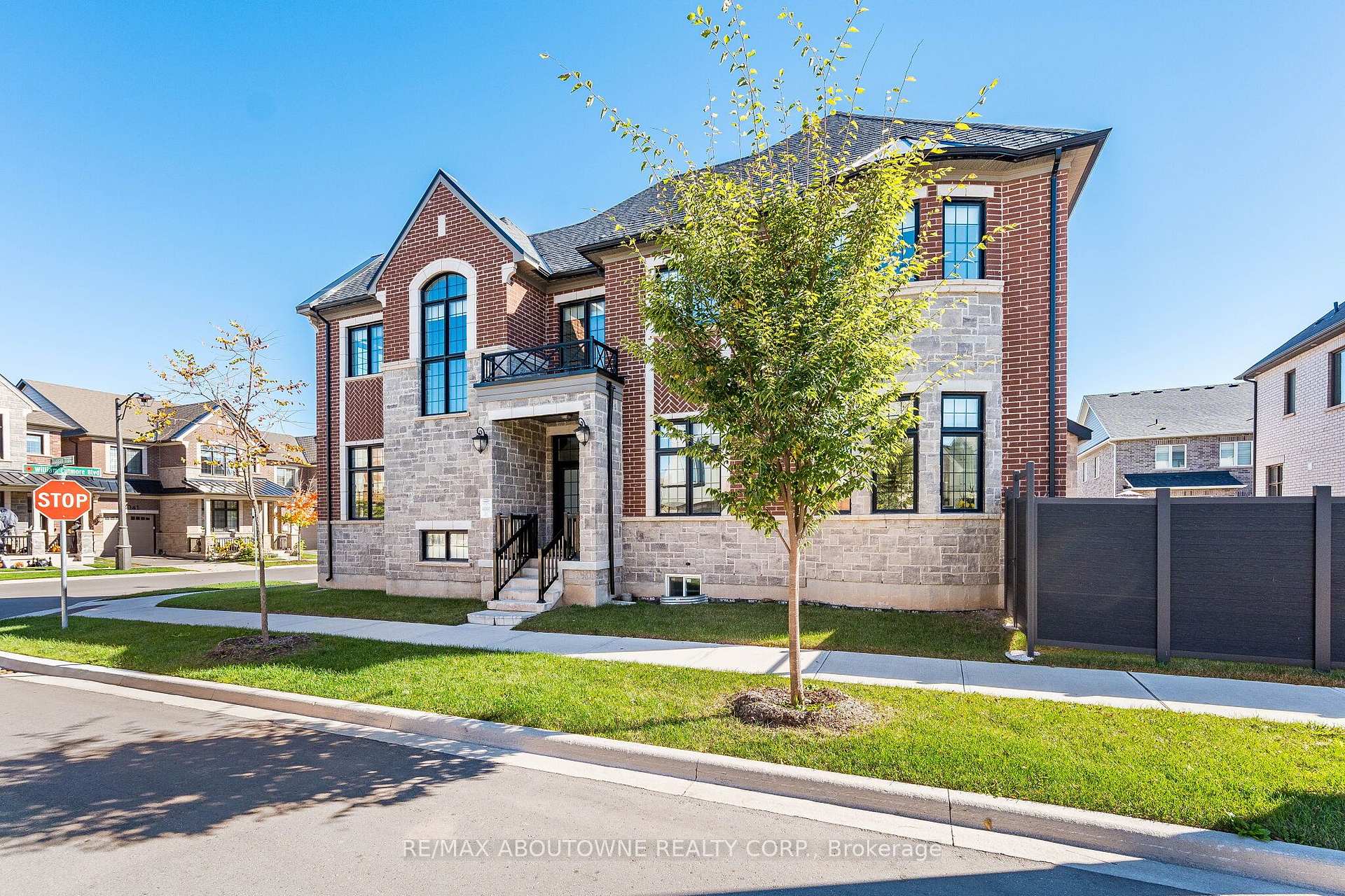 Photo 2 of 3002 Duggan Trail, Oakville, Joshua Meadows — HOMEH