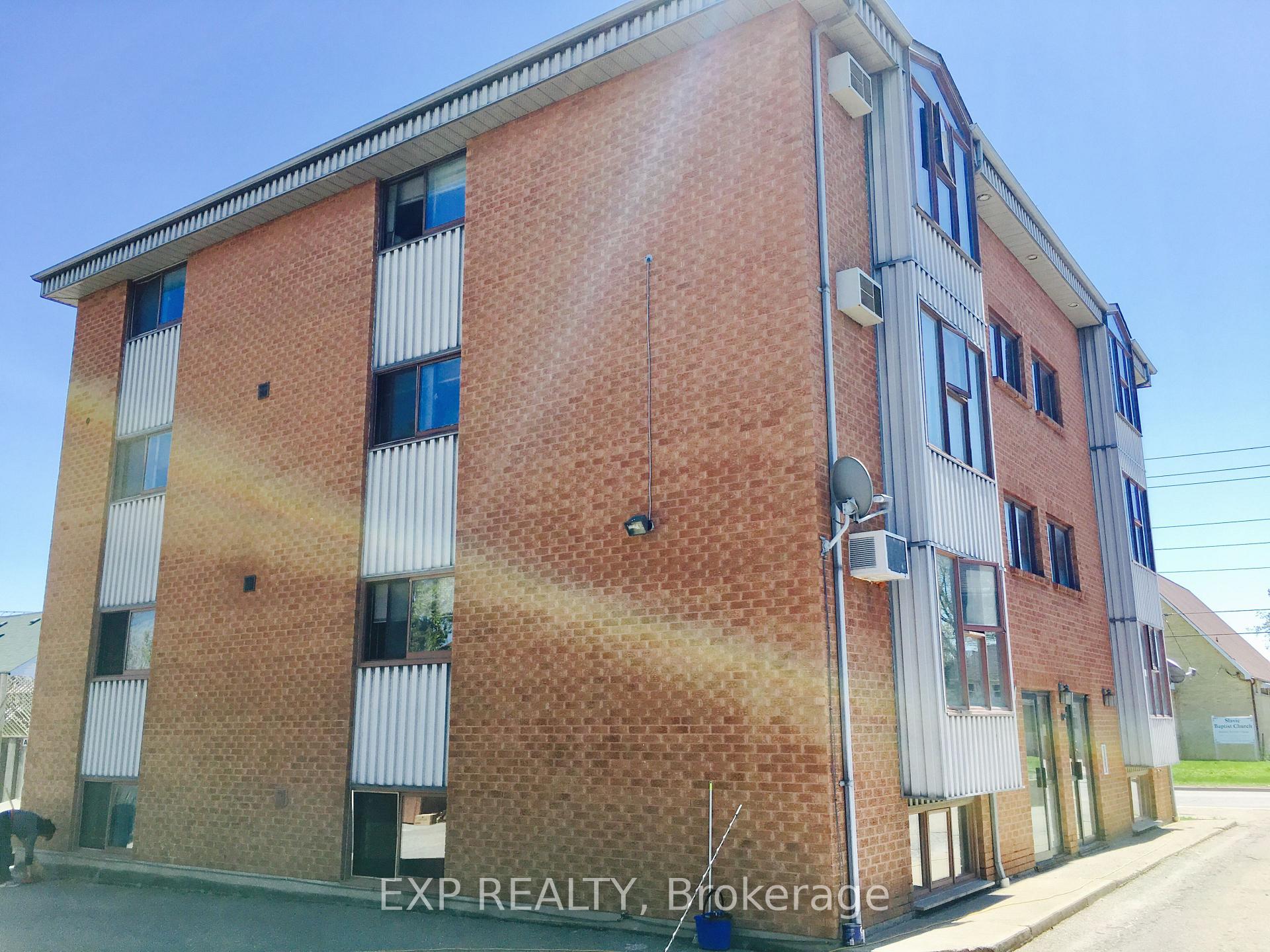 Photo 2 of Unit 8, 520 Bloor Street E, Oshawa, Lakeview — HOMEH