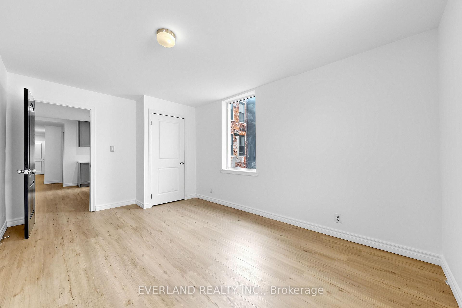 Photo 4 of Unit B, 20 King Street, Oshawa, Central — HOMEH