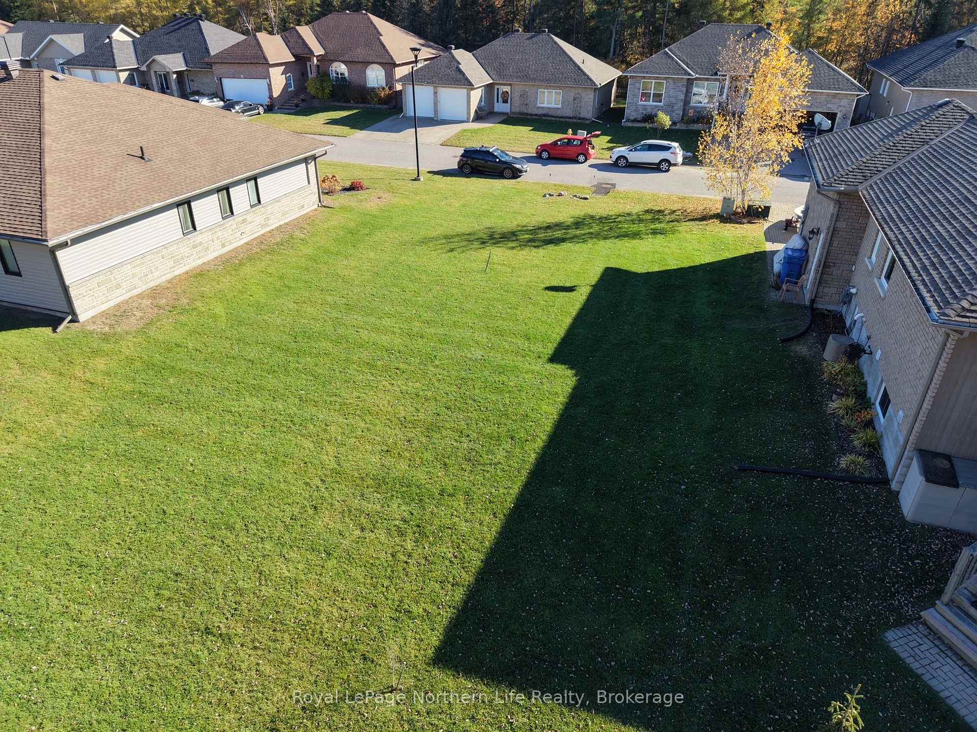 Photo 1 of Unit 4, 1134 Premier Road, North Bay, Ferris — HOMEH