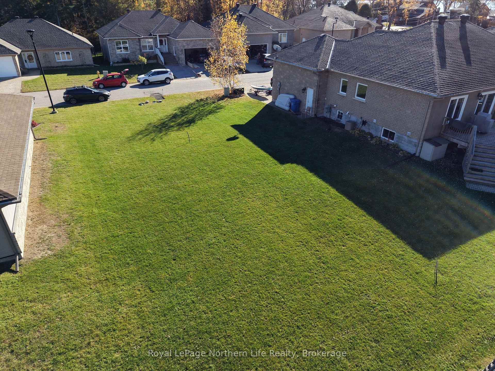 Photo 2 of Unit 4, 1134 Premier Road, North Bay, Ferris — HOMEH