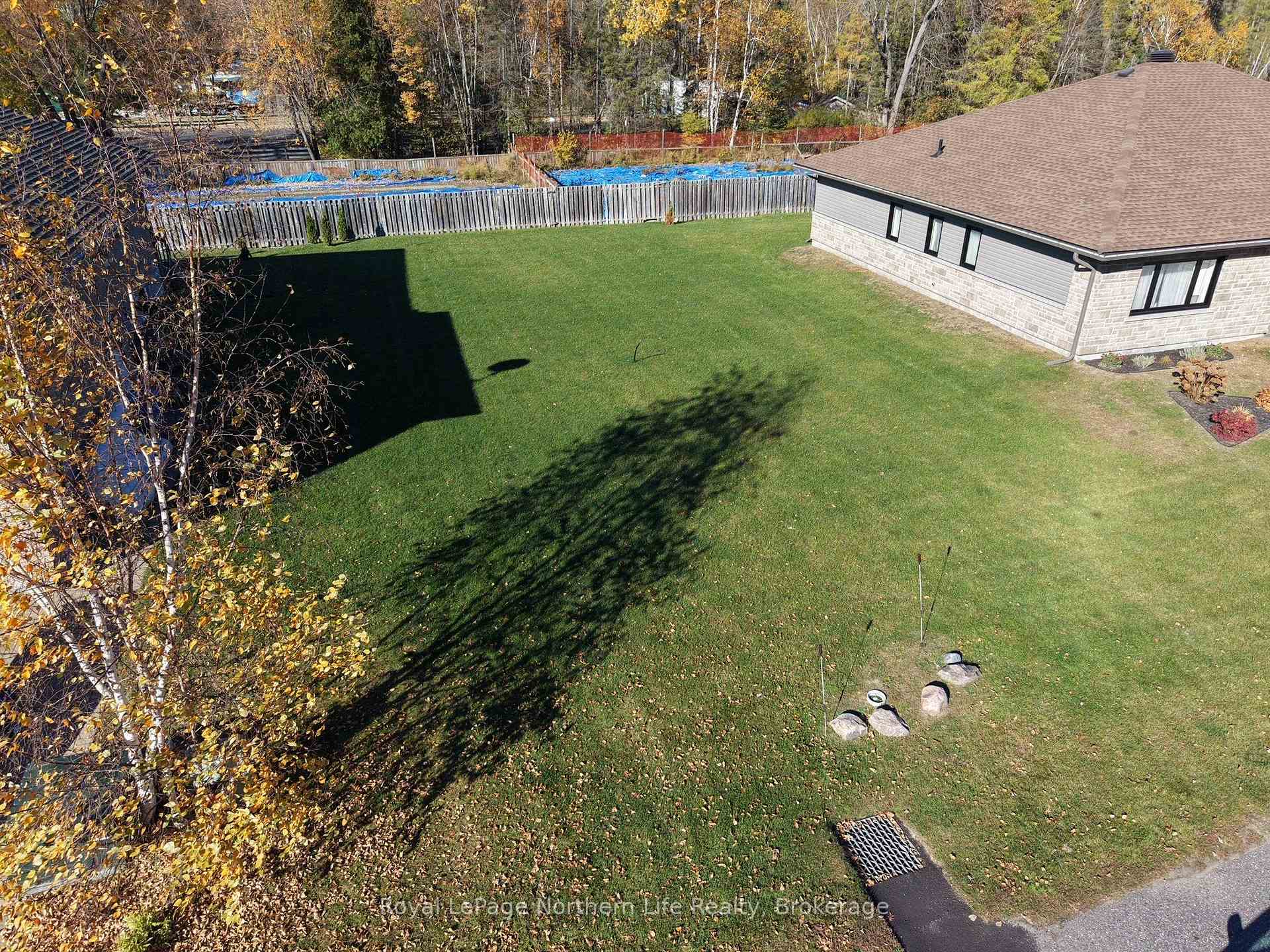 Photo 5 of Unit 4, 1134 Premier Road, North Bay, Ferris — HOMEH