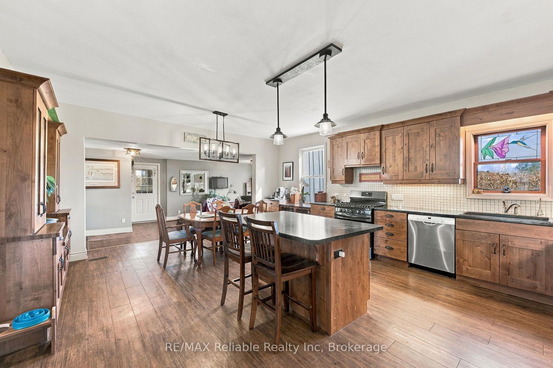 Photo 15 of 81567 Cp Line, Ashfield-Colborne-Wawanosh, Colborne — HOMEH
