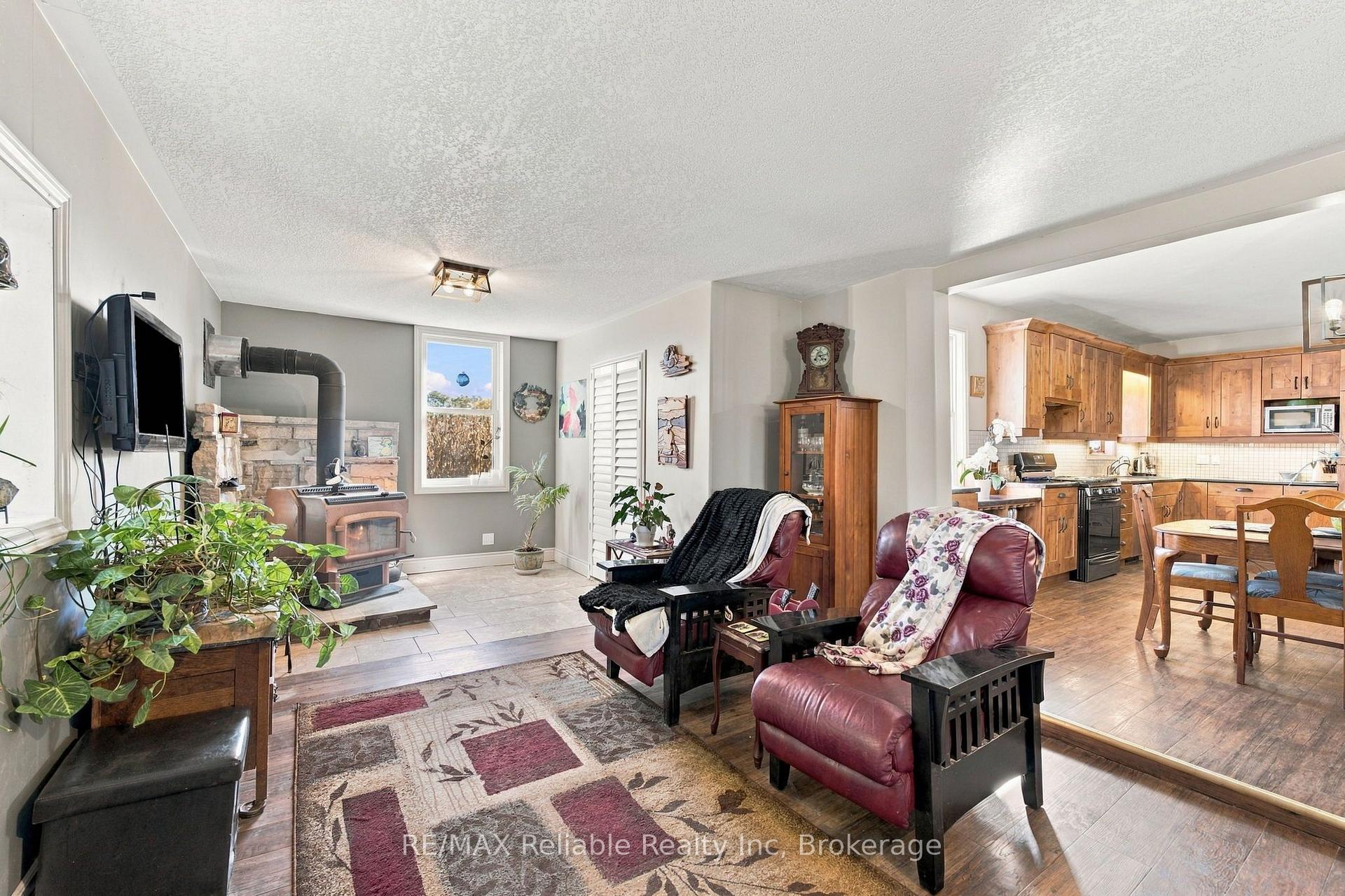 Photo 24 of 81567 Cp Line, Ashfield-Colborne-Wawanosh, Colborne — HOMEH