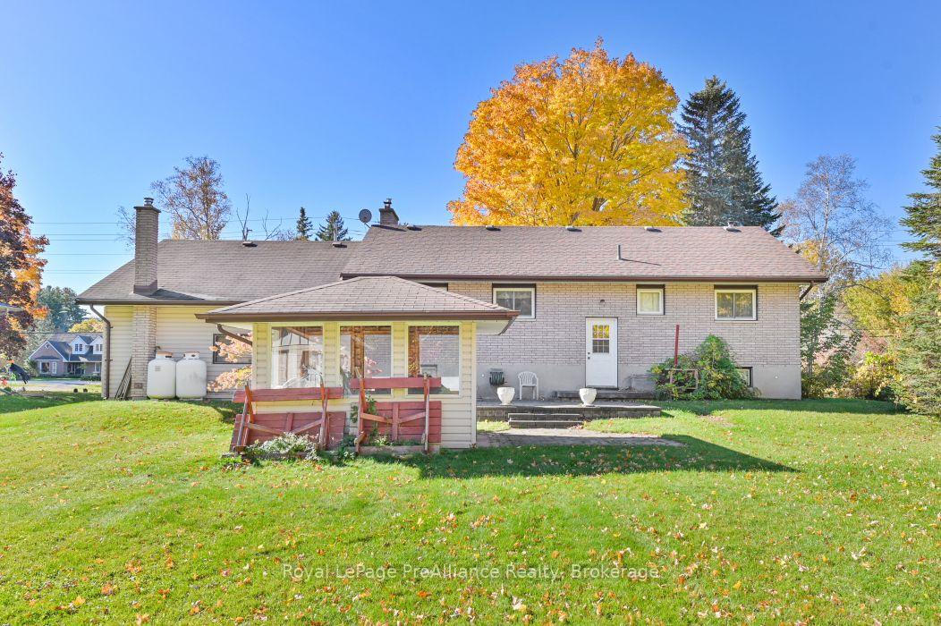 Photo 9 of 218541 Loyalist Parkway, Quinte West, Murray Ward — HOMEH