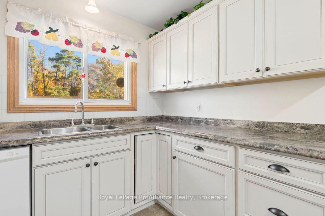 Photo 17 of 218541 Loyalist Parkway, Quinte West, Murray Ward — HOMEH