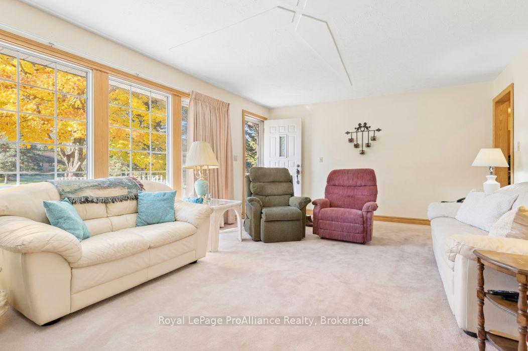 Photo 24 of 218541 Loyalist Parkway, Quinte West, Murray Ward — HOMEH