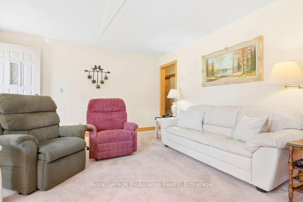 Photo 25 of 218541 Loyalist Parkway, Quinte West, Murray Ward — HOMEH