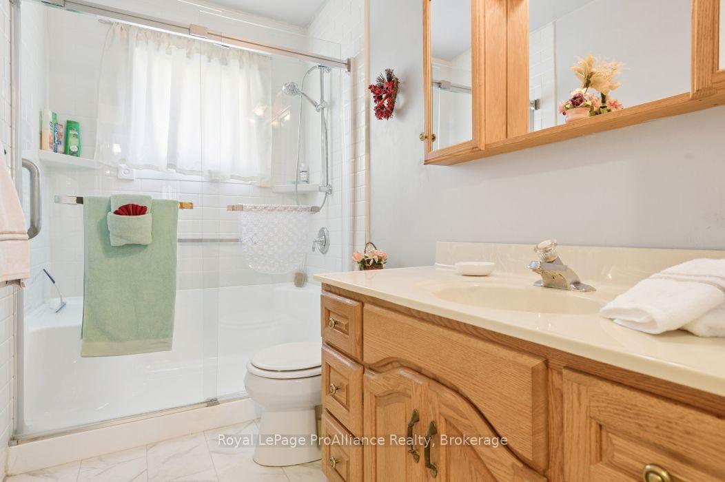 Photo 29 of 218541 Loyalist Parkway, Quinte West, Murray Ward — HOMEH