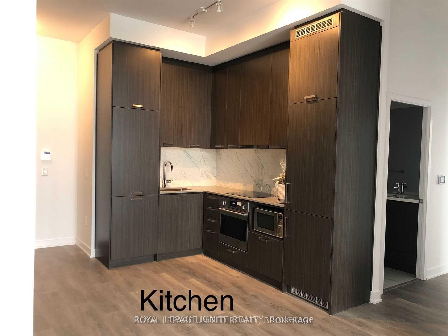 Photo 9 of Unit 311, 38 Honeycrisp Crescent, Vaughan, Vaughan Corporate Centre — HOMEH