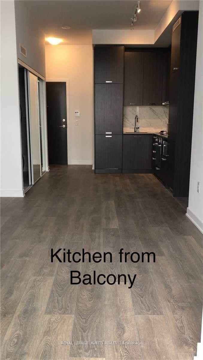 Photo 12 of Unit 311, 38 Honeycrisp Crescent, Vaughan, Vaughan Corporate Centre — HOMEH