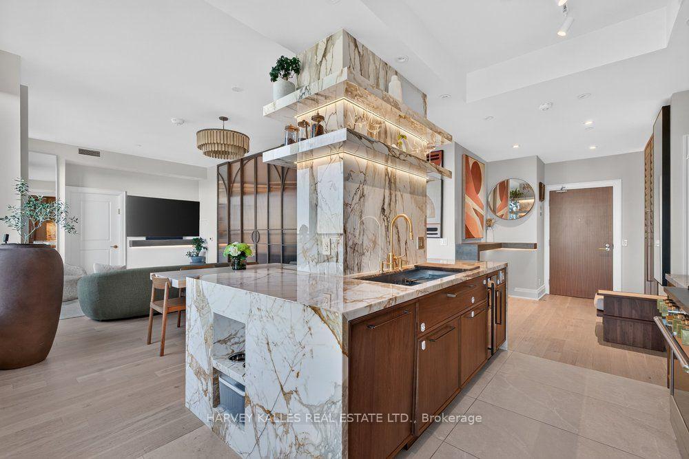Photo 6 of Unit PH01, 1928 Lakeshore Boulevard W, Toronto, South Parkdale — HOMEH